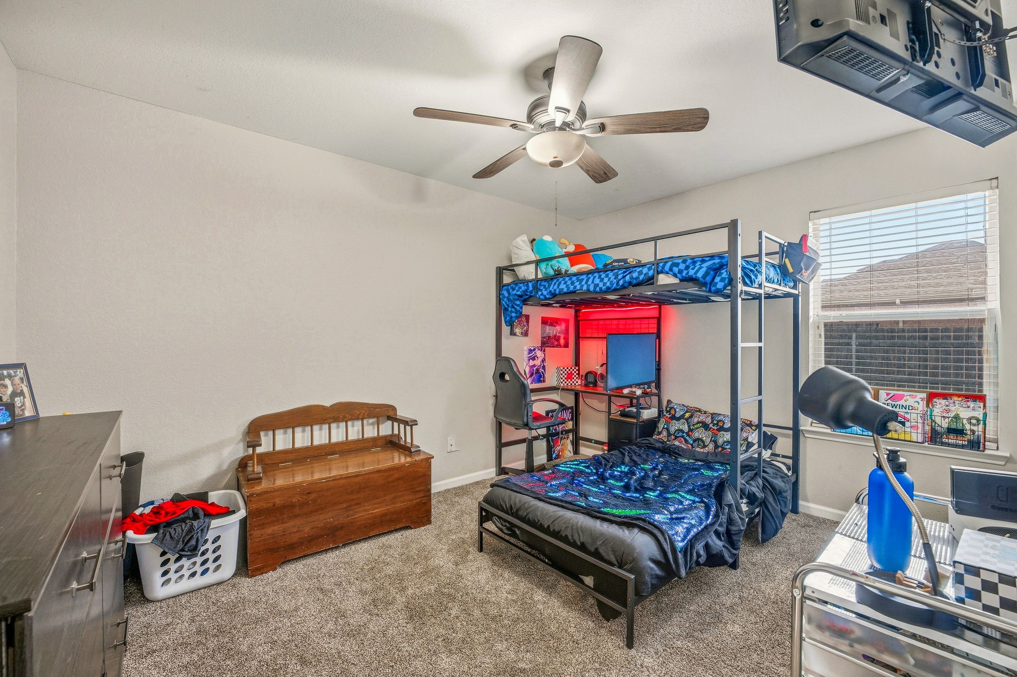 3005 Stroll Drive