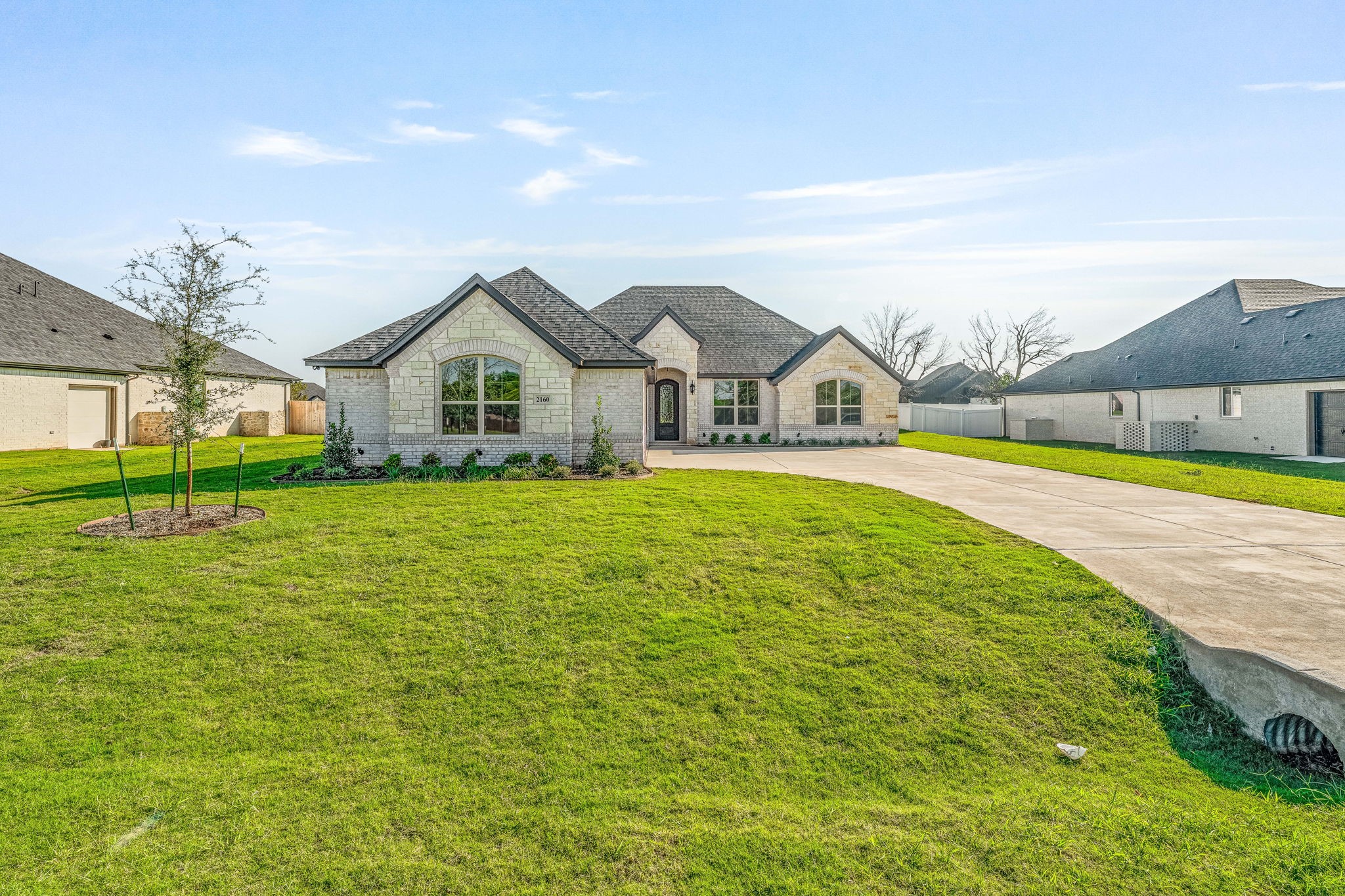 2160 Middlewood Circle