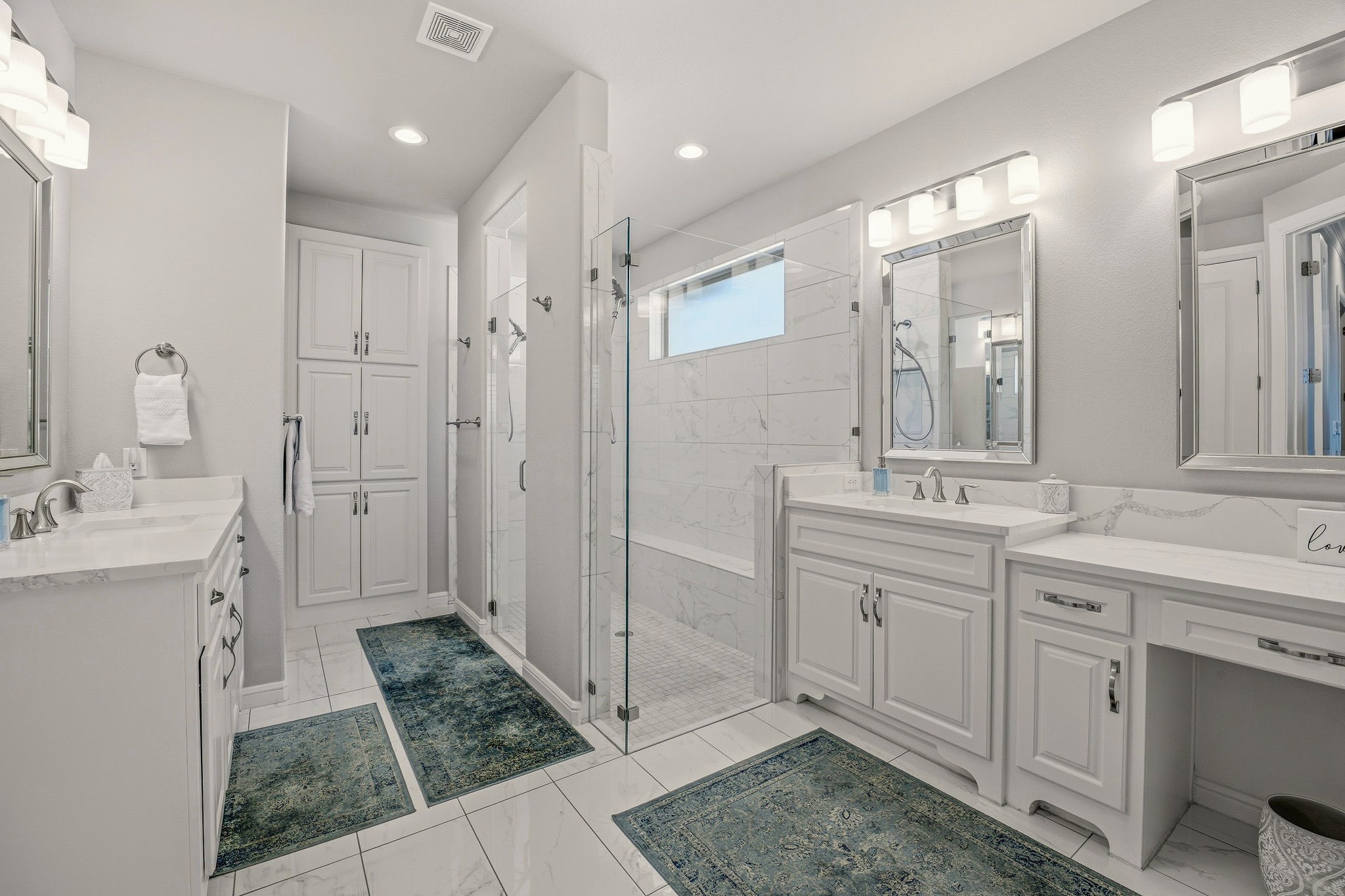 2040 Spieth Street