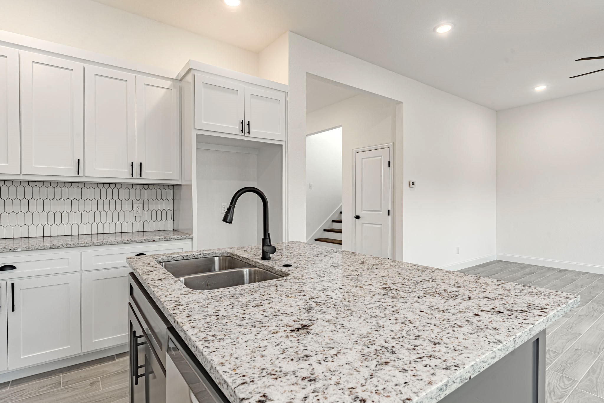 5420 Van Horn Drive