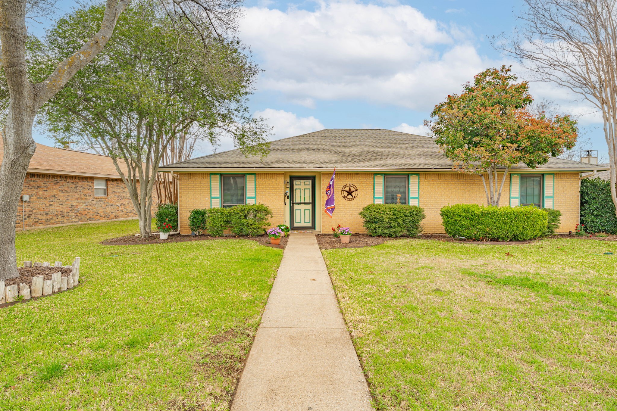 401 Meadow Ridge Drive