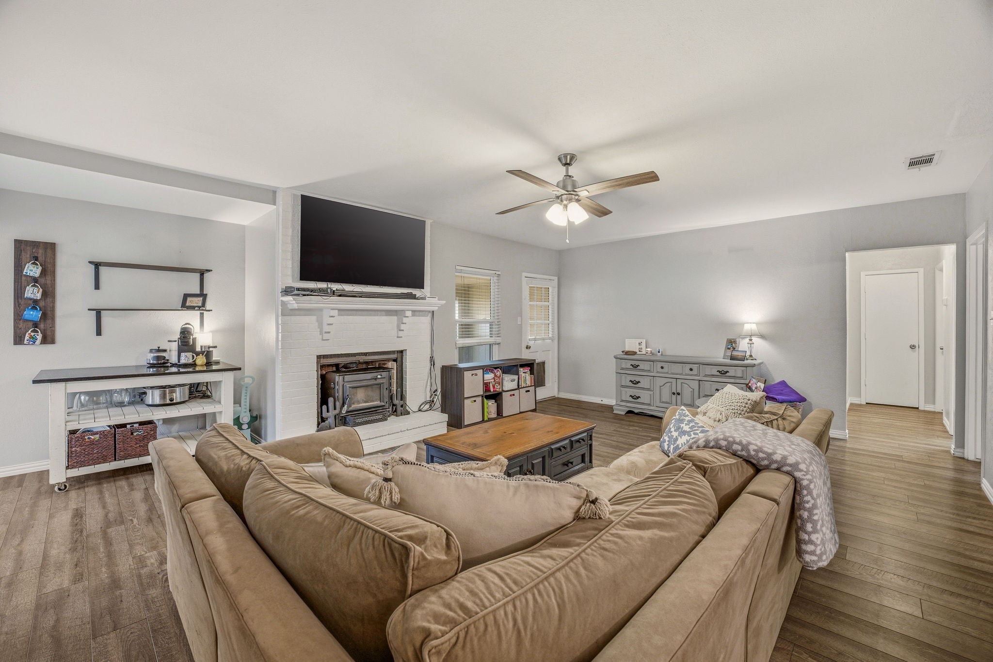 401 Meadow Ridge Drive