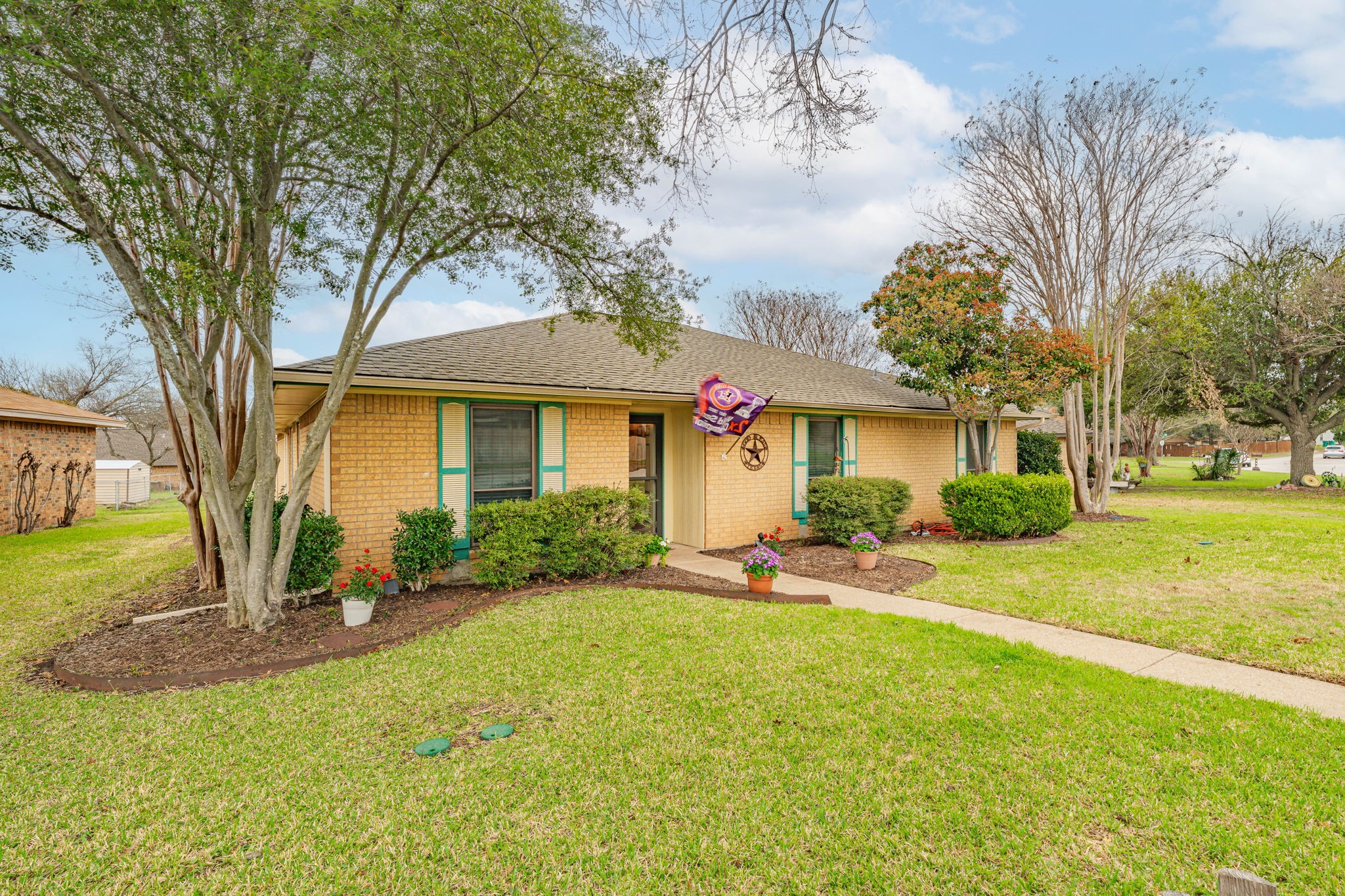 401 Meadow Ridge Drive