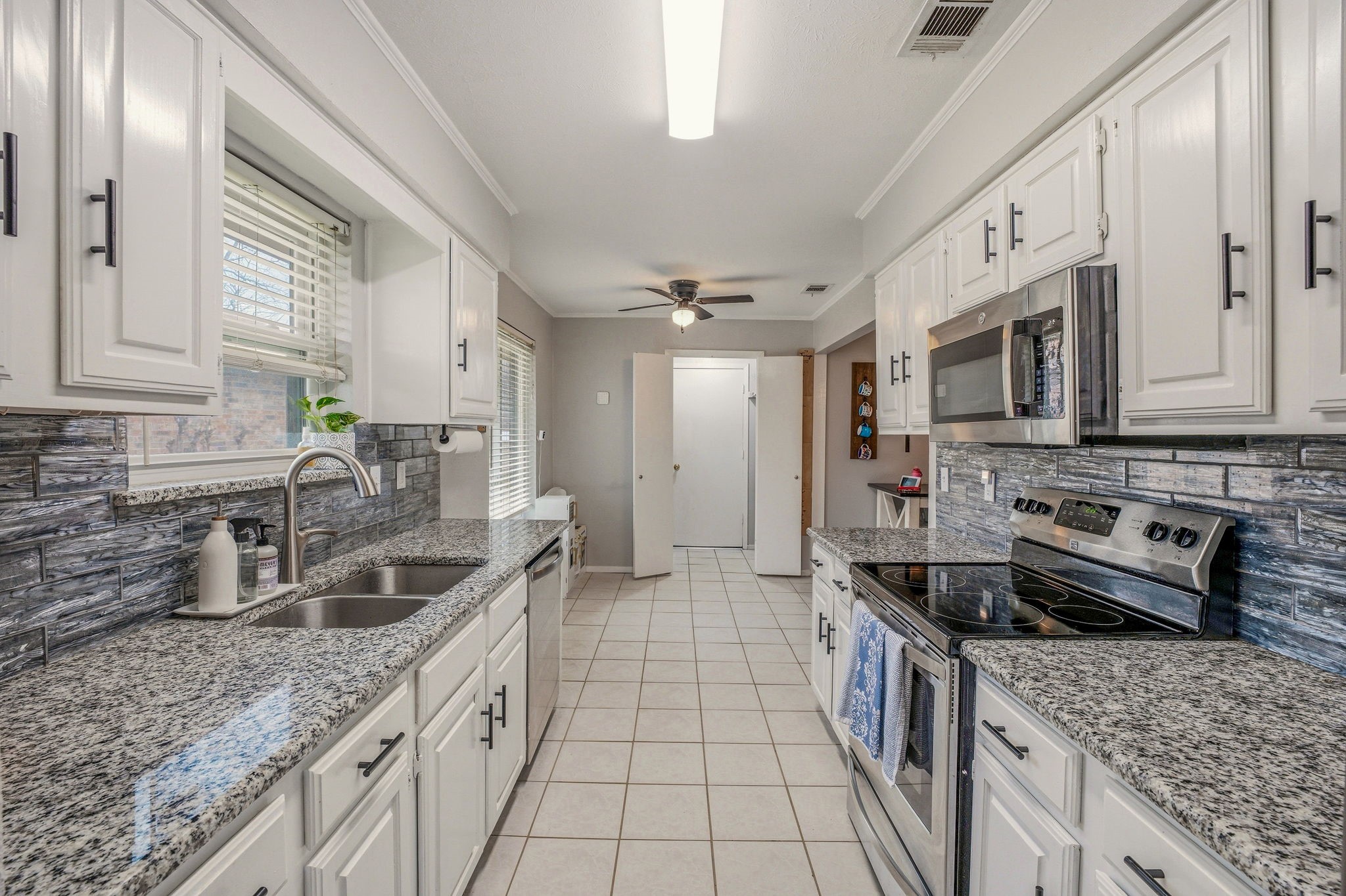 401 Meadow Ridge Drive