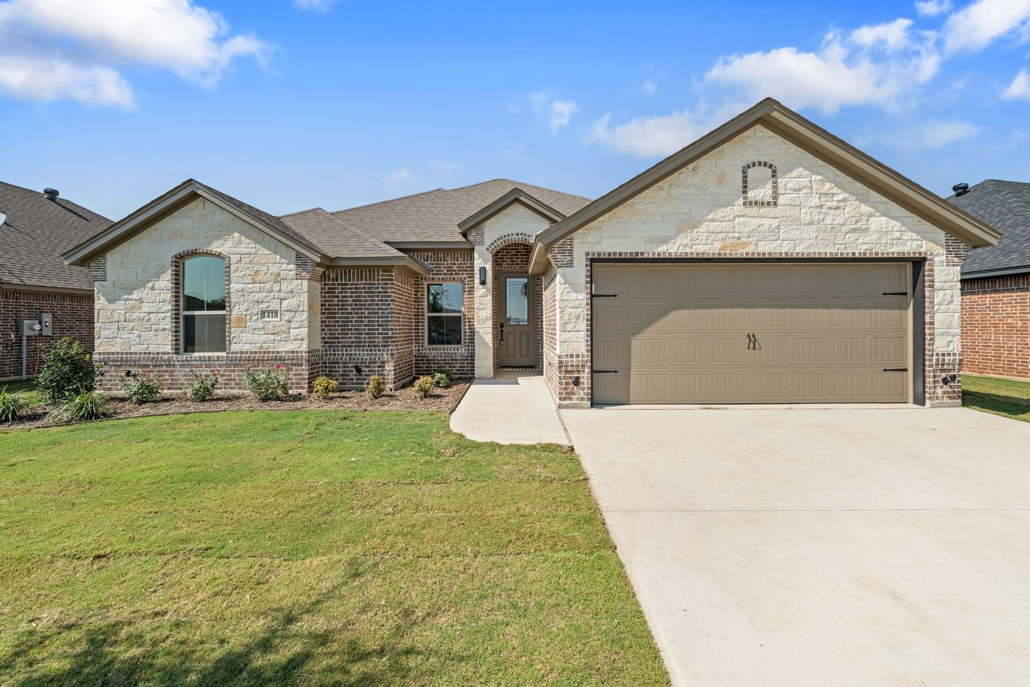 1418 Oleander Drive