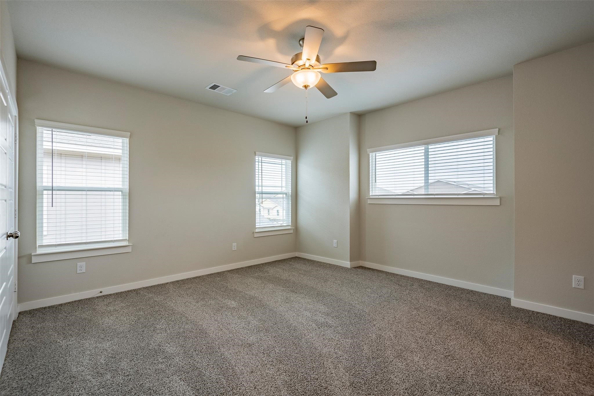 640-644 Wheatfield
