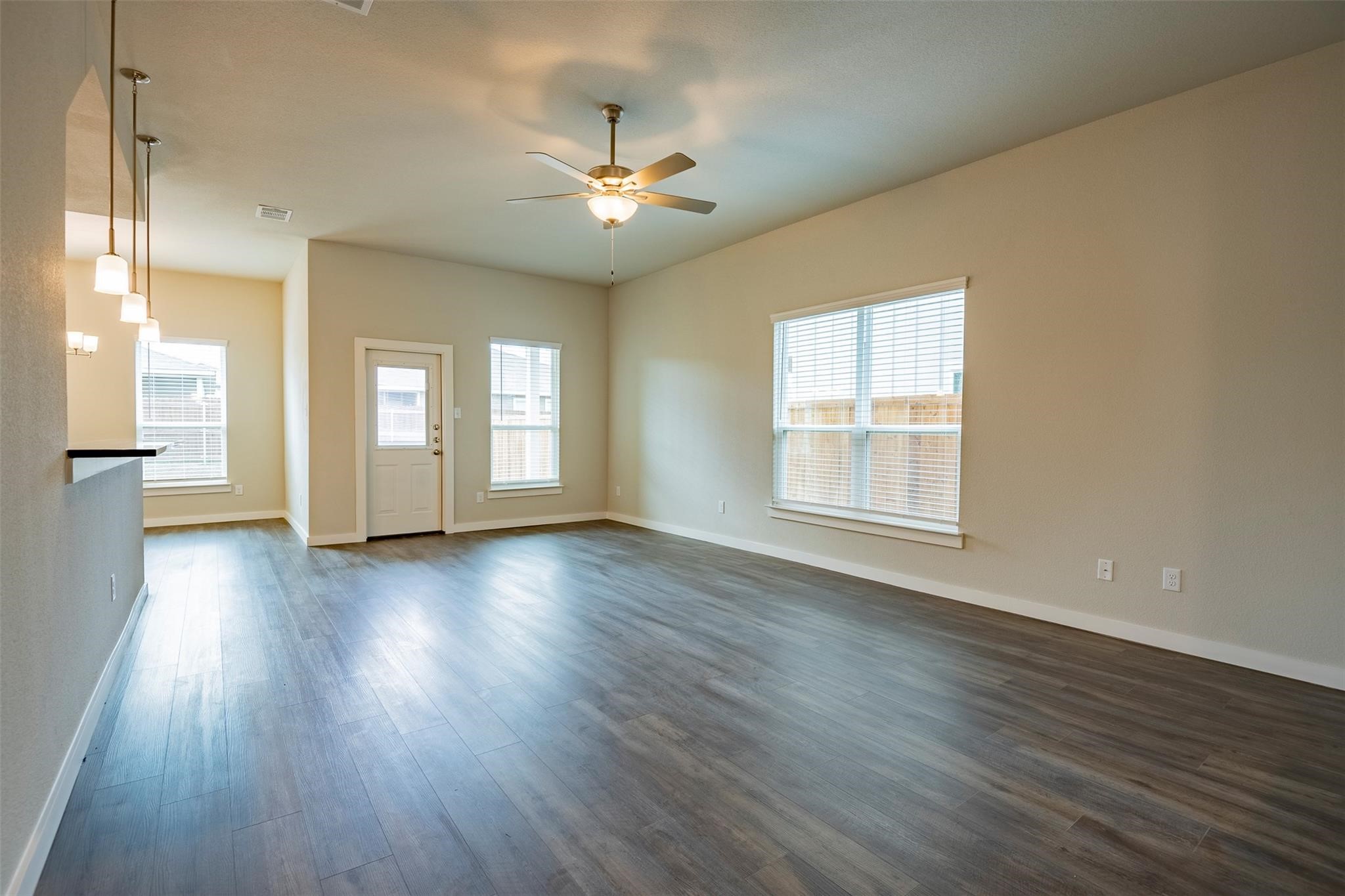640-644 Wheatfield
