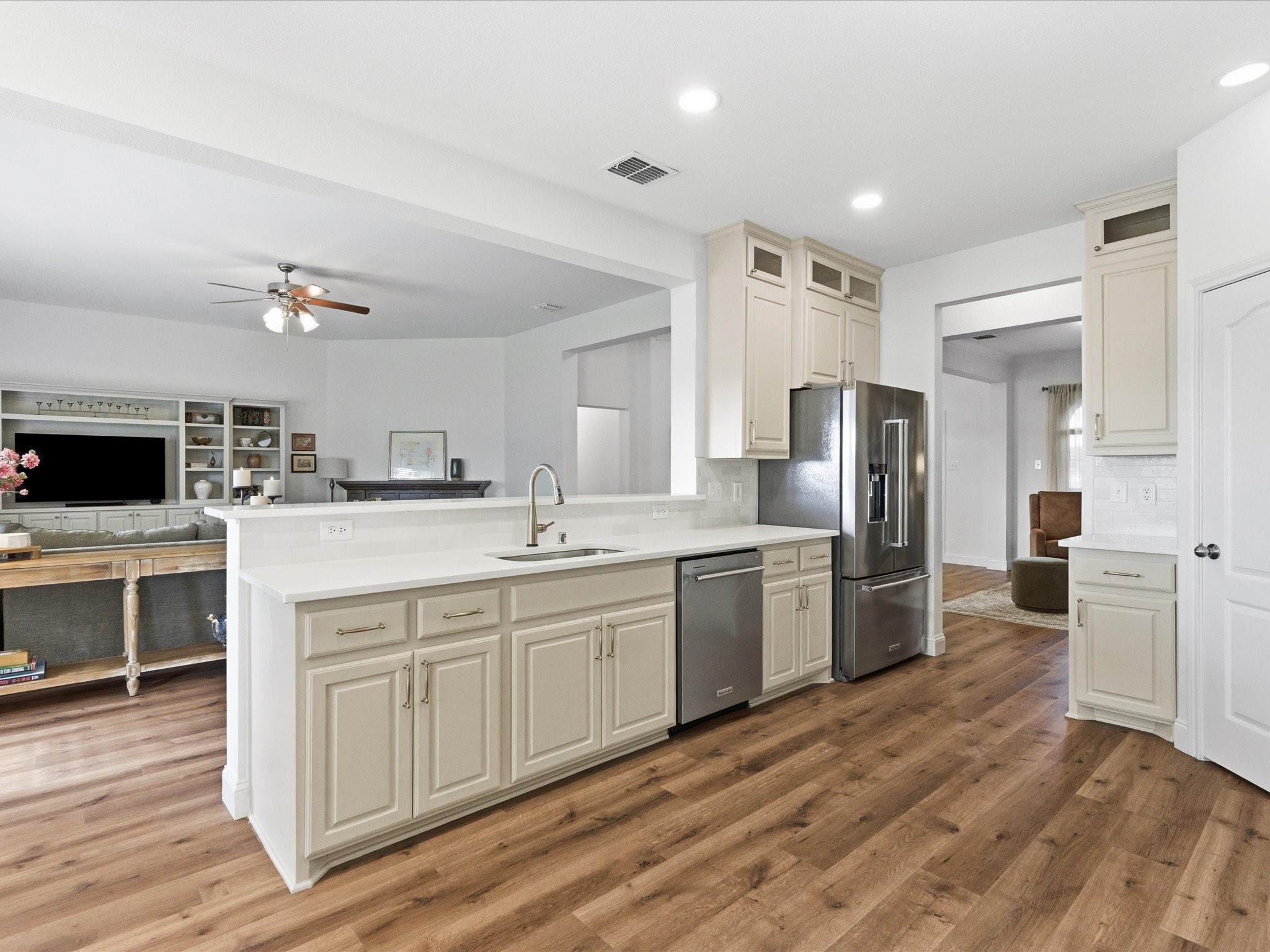 7811 Valley Ridge Drive