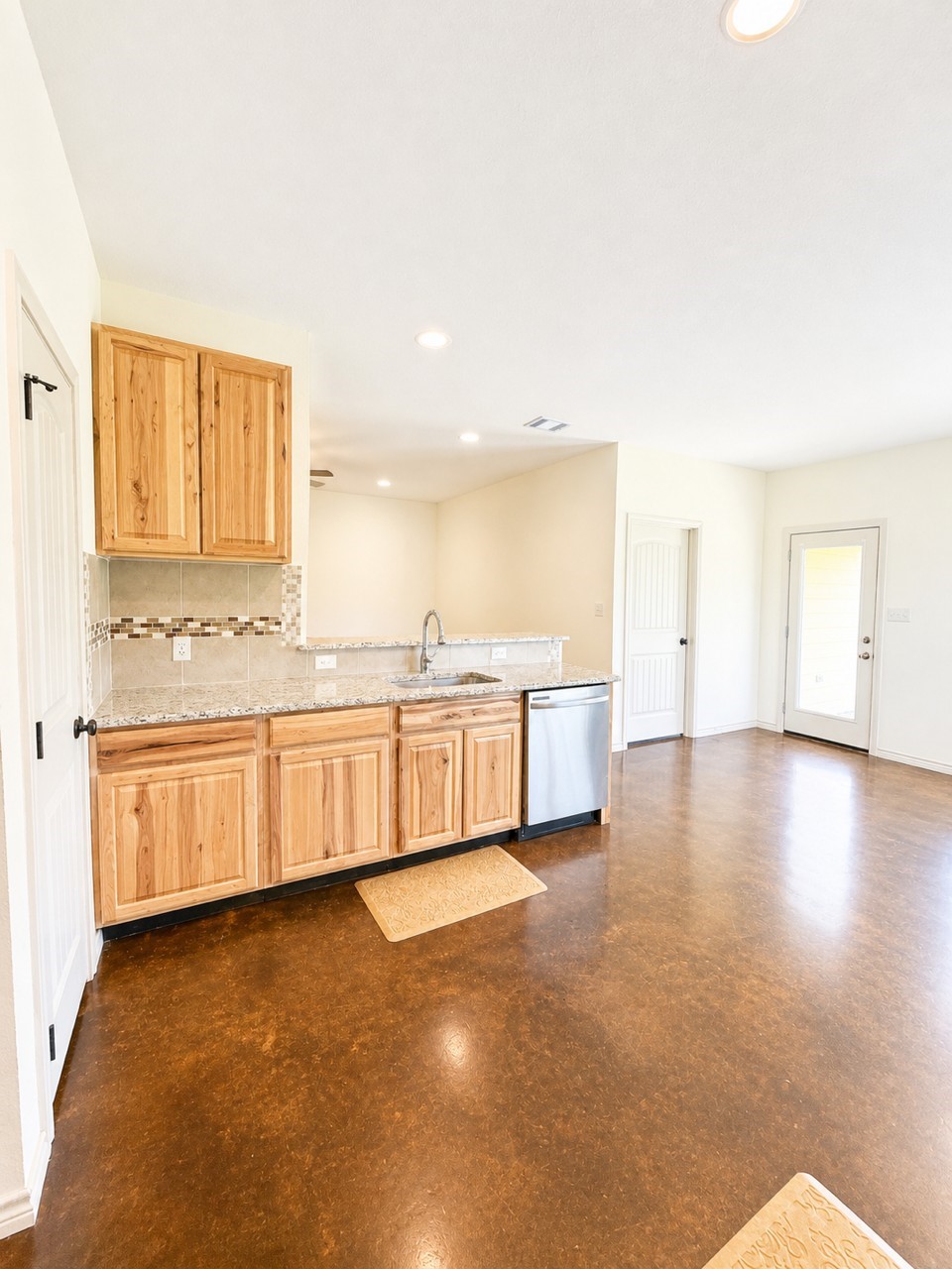 5402 Arrowhead Drive