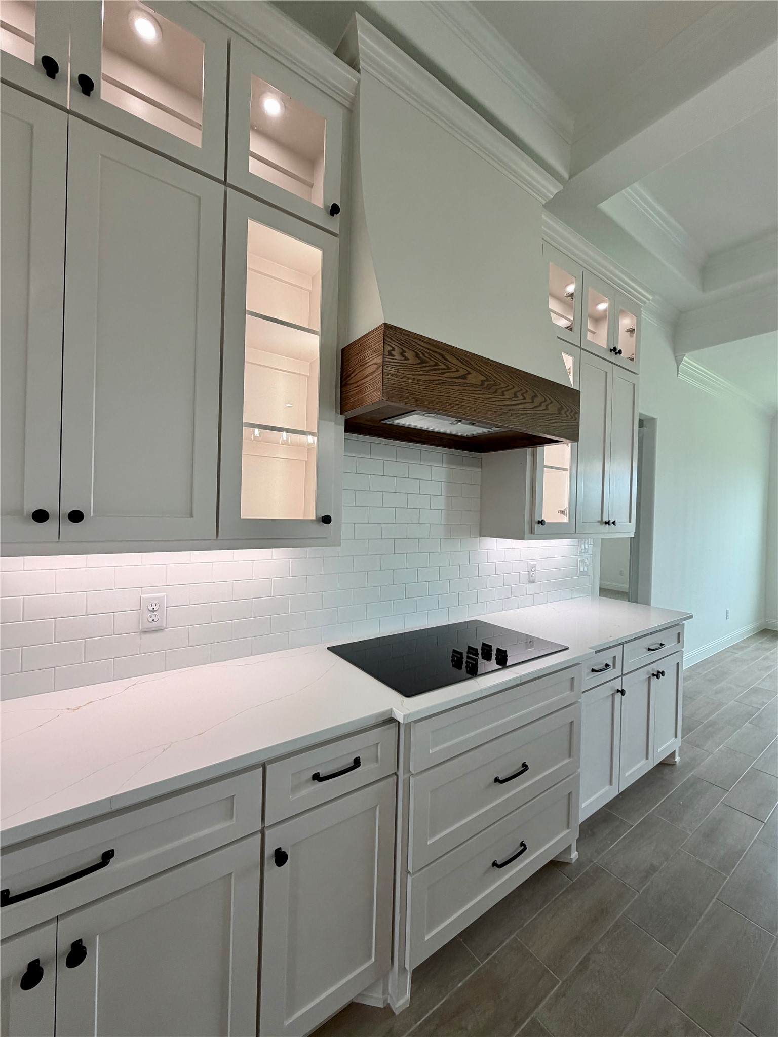 2704 Village Road
