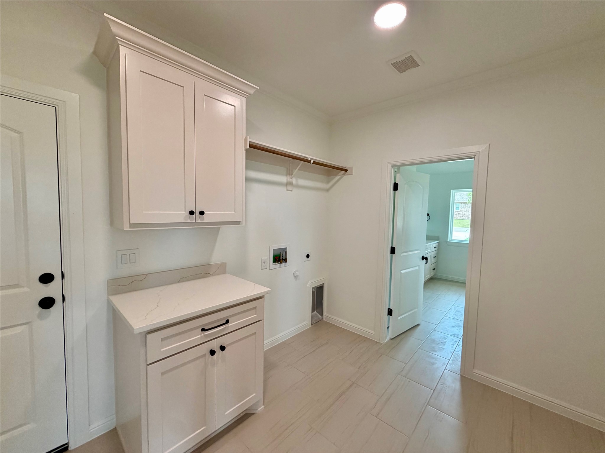 2704 Village Road