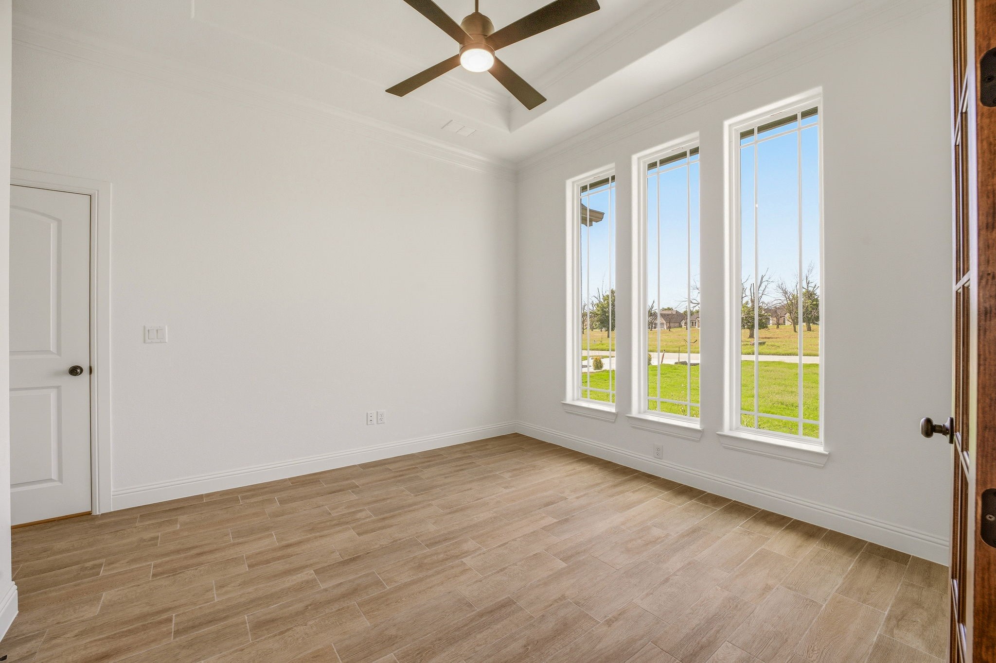 2704 Village Road