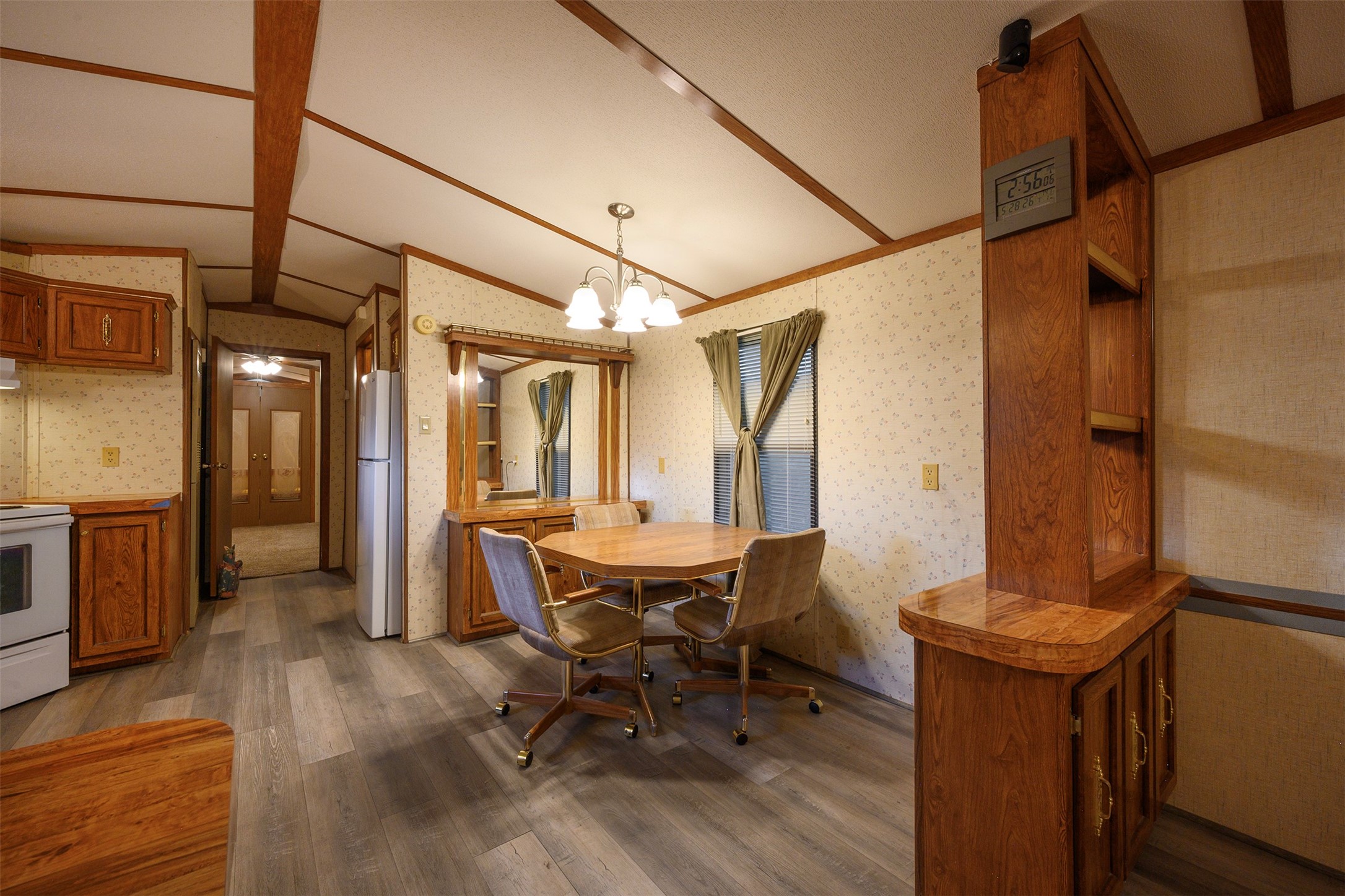 333 Private Road 1520
