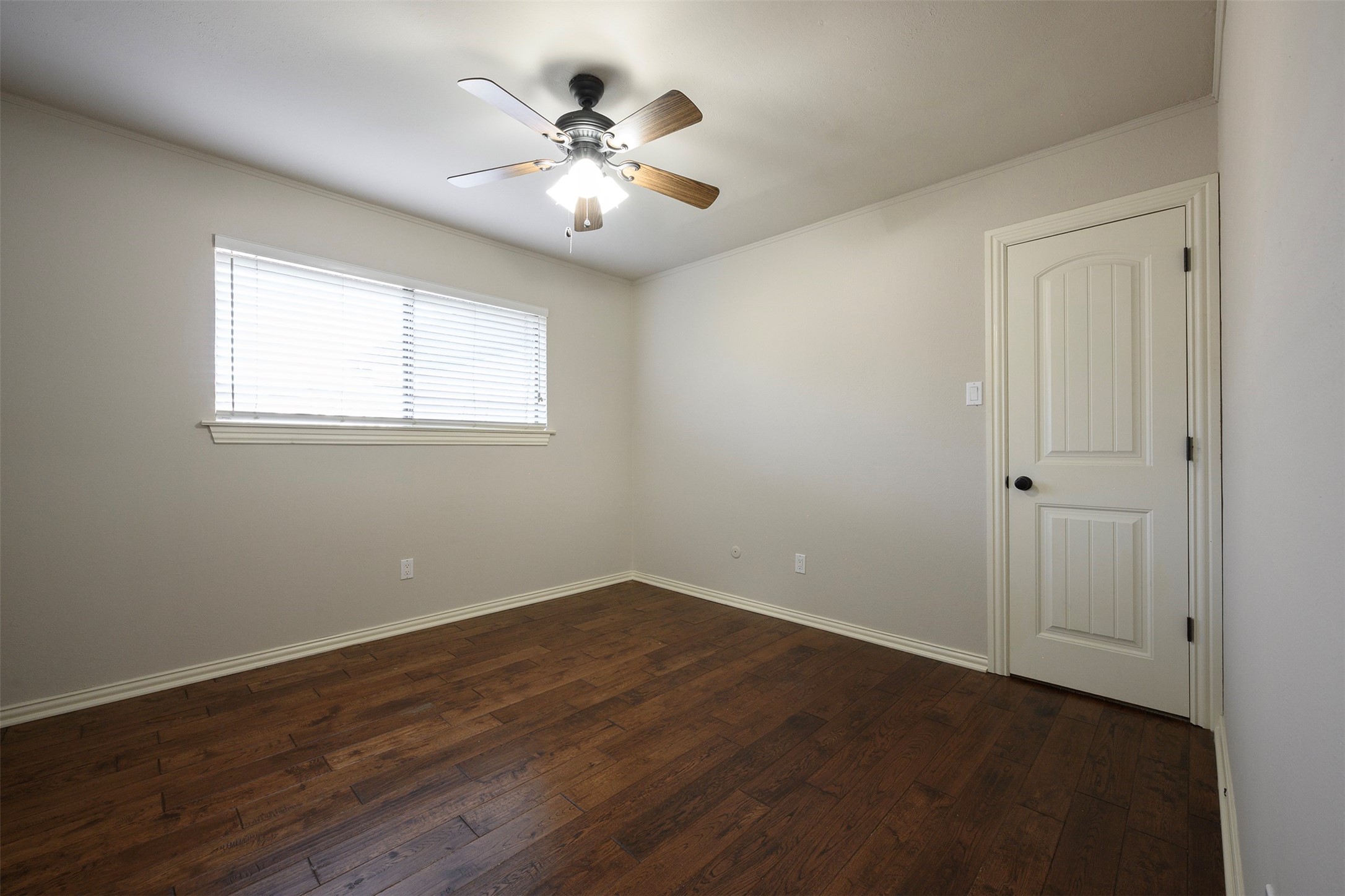 1035 Wilshire Drive