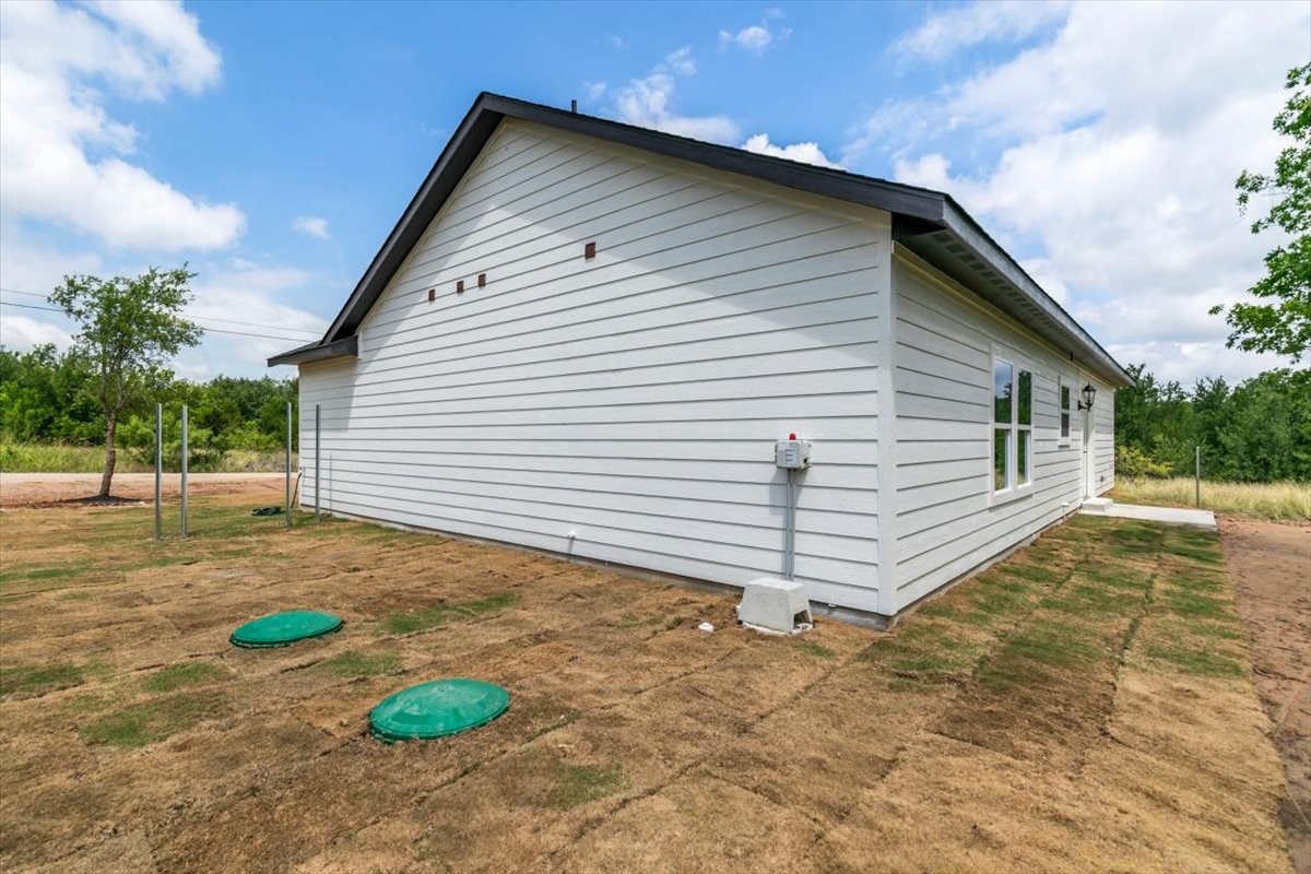 5652 Black Pine Circle
