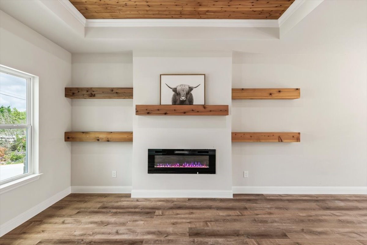 5652 Black Pine Circle