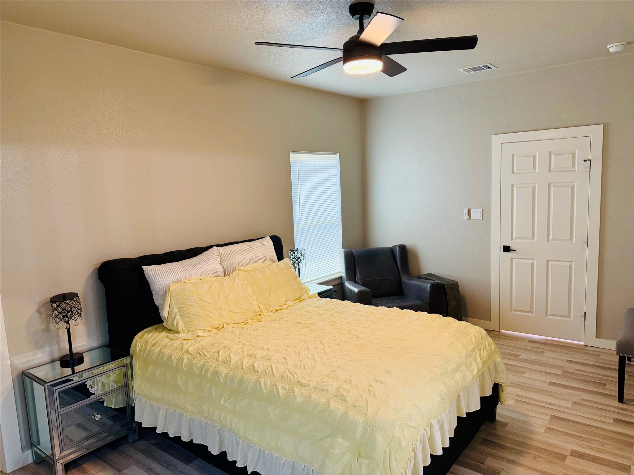 819 Arkansas River Drive