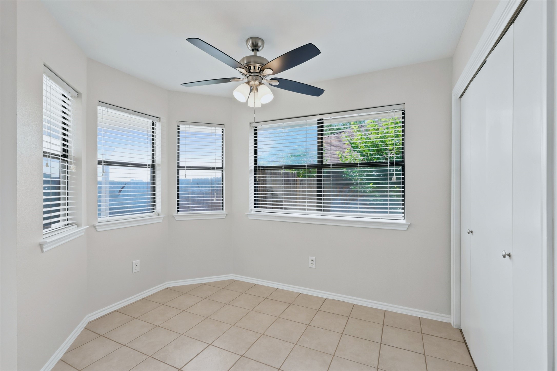 1401 Spanish Oak Drive