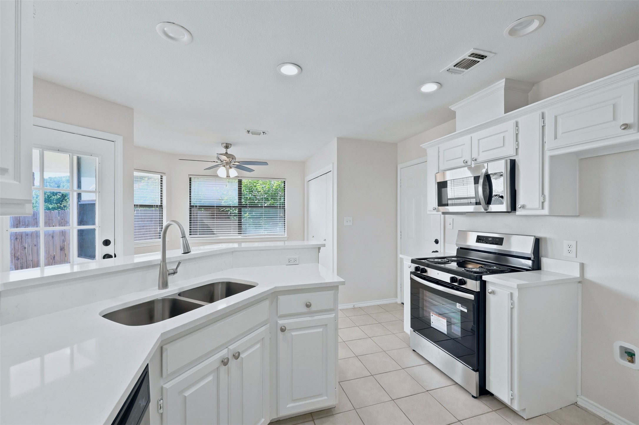 1401 Spanish Oak Drive