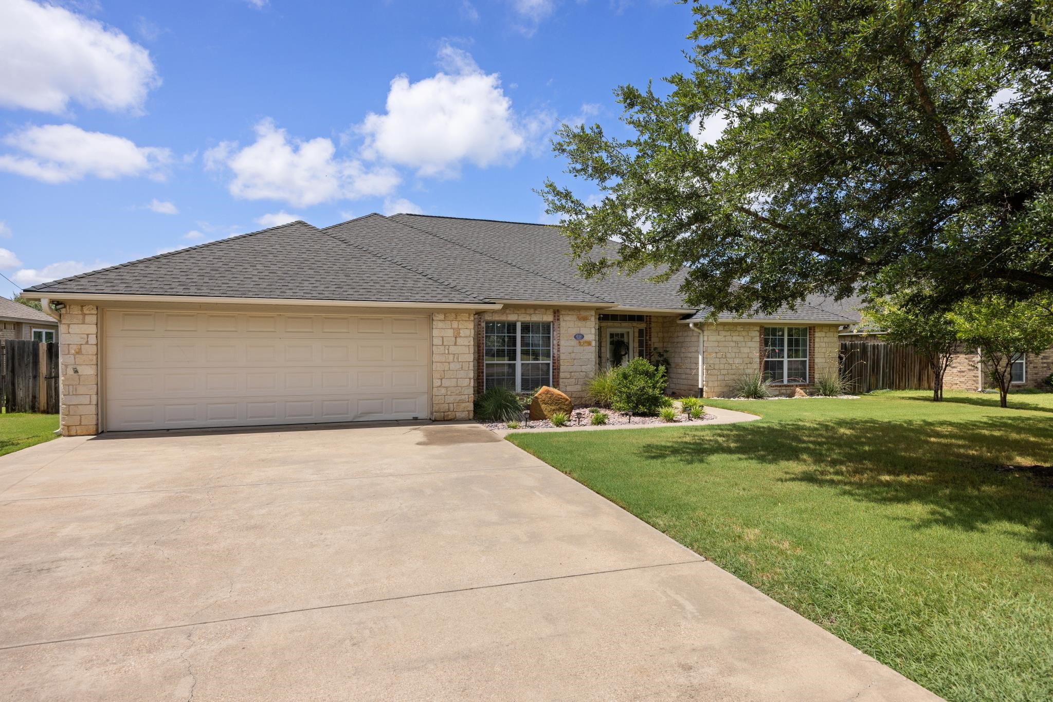 616 Parker Lane