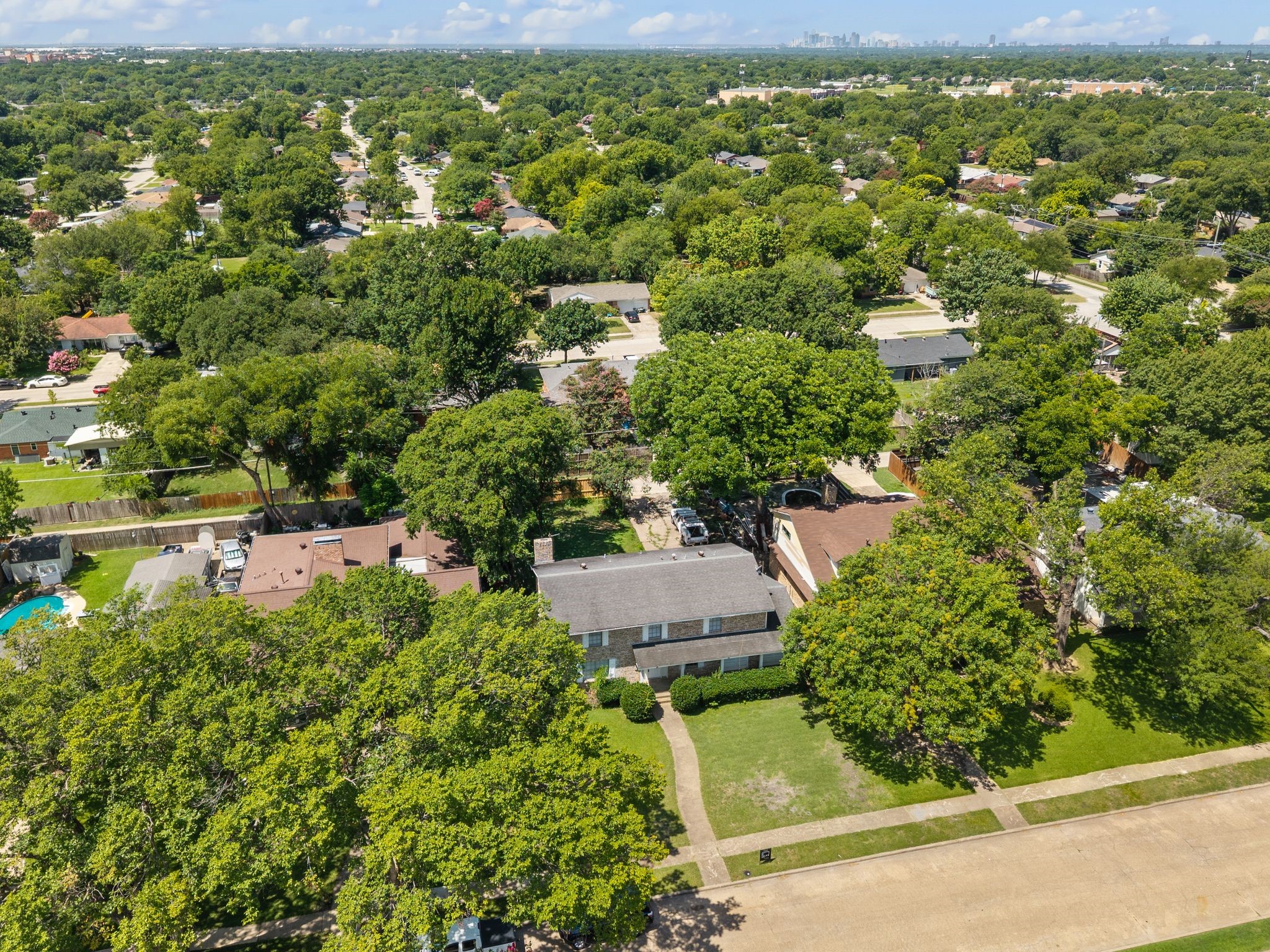 4421 Ivy Drive