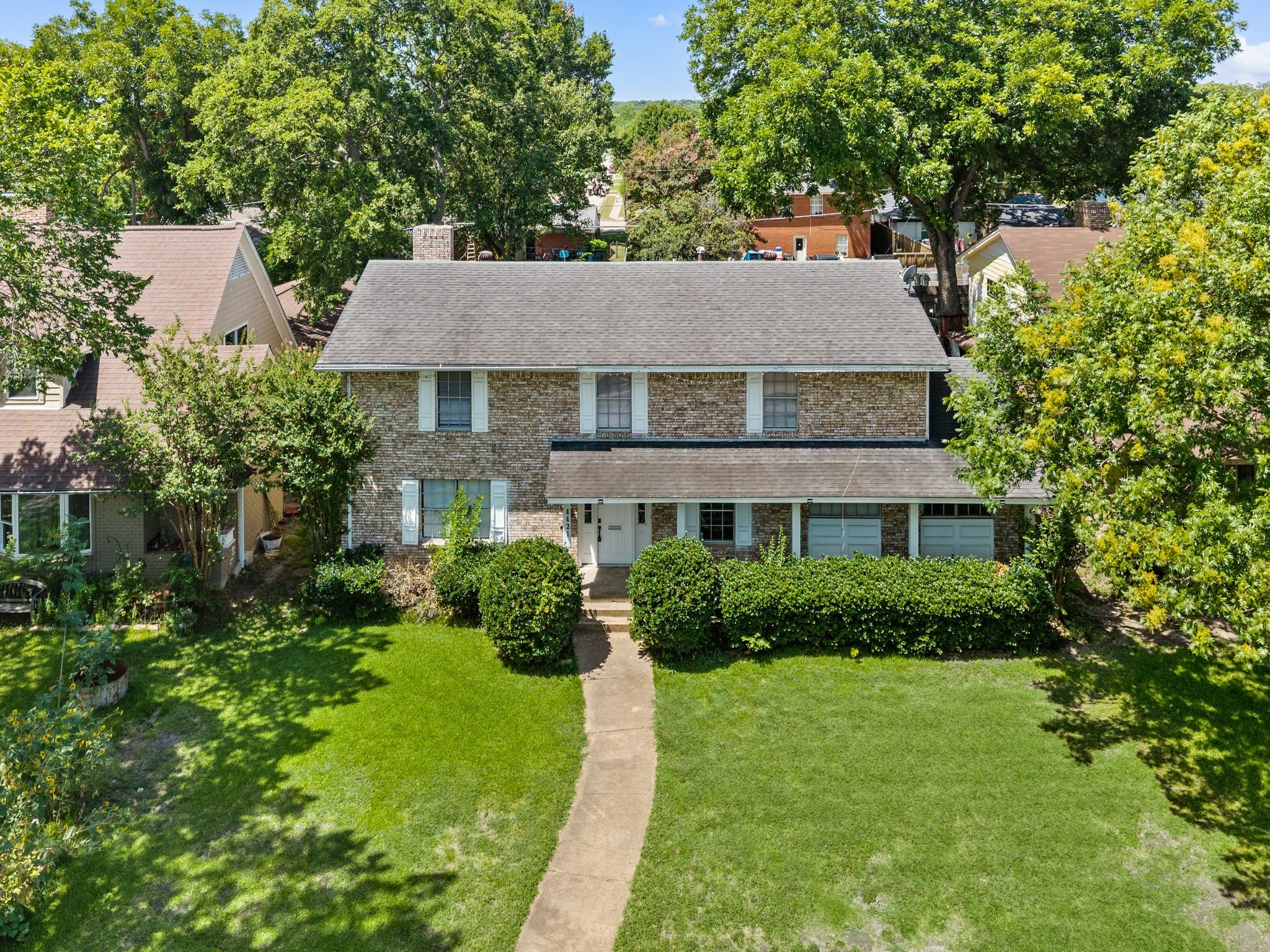 4421 Ivy Drive