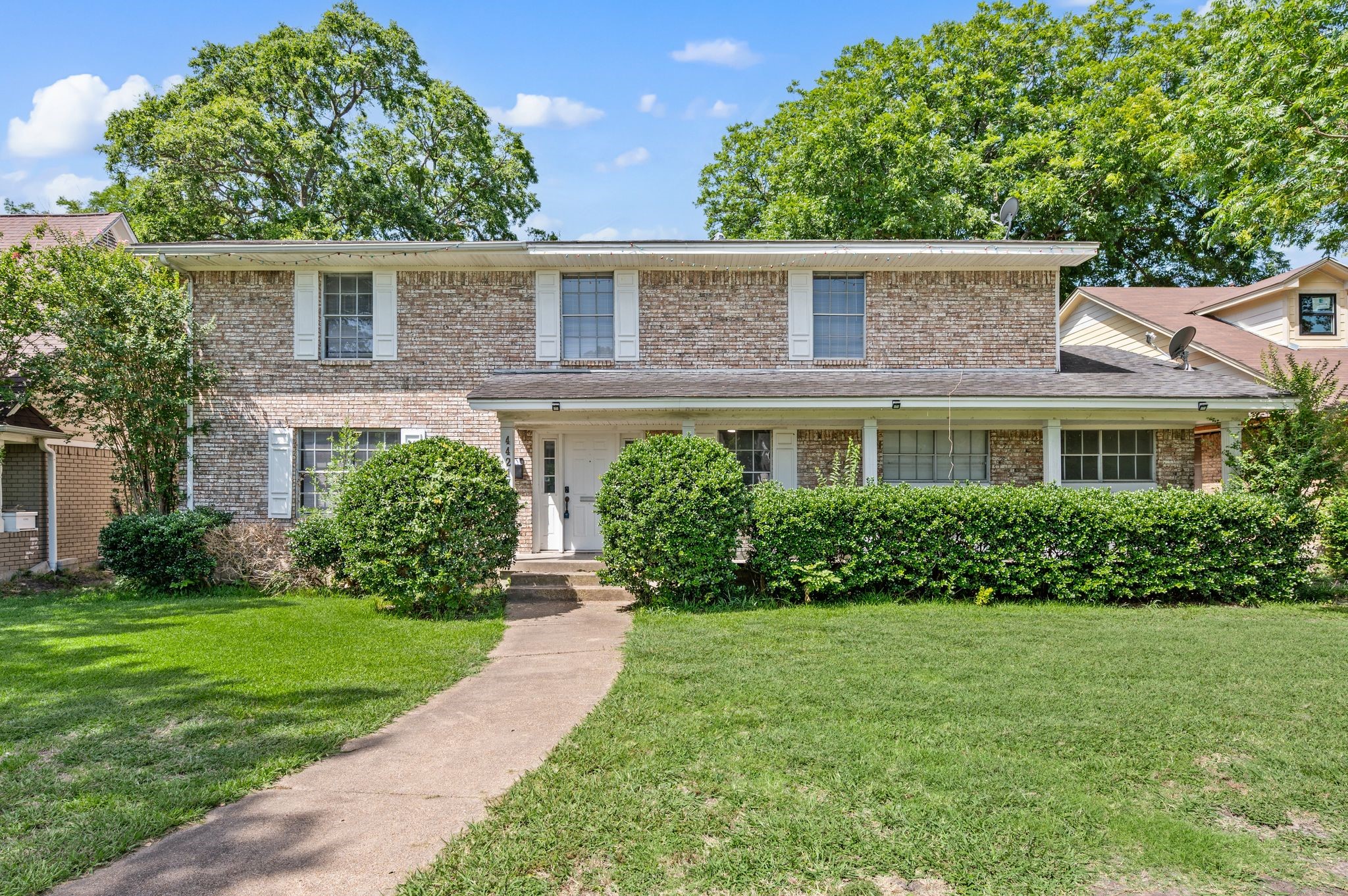 4421 Ivy Drive