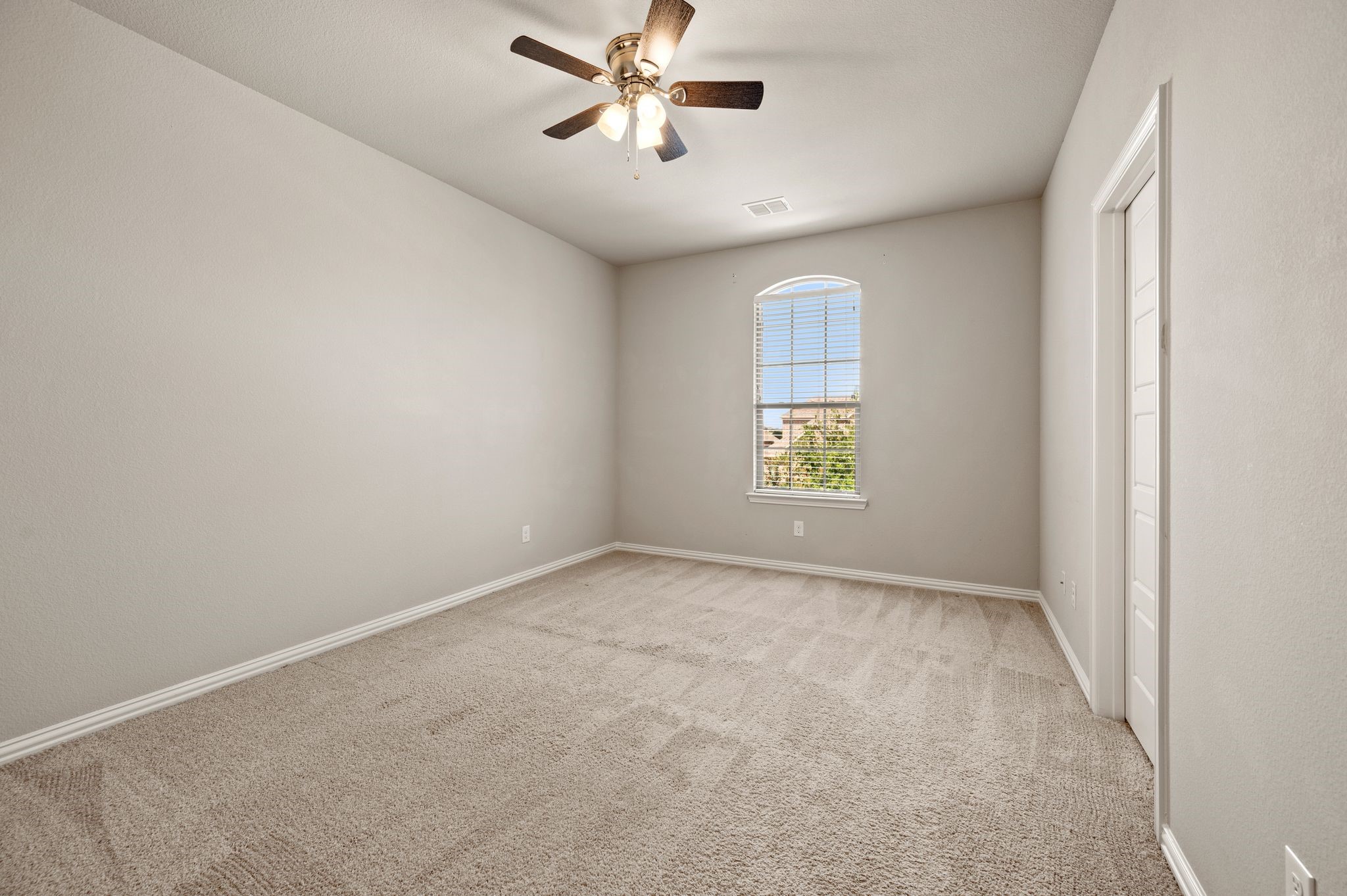 3318 Ridgecross Drive