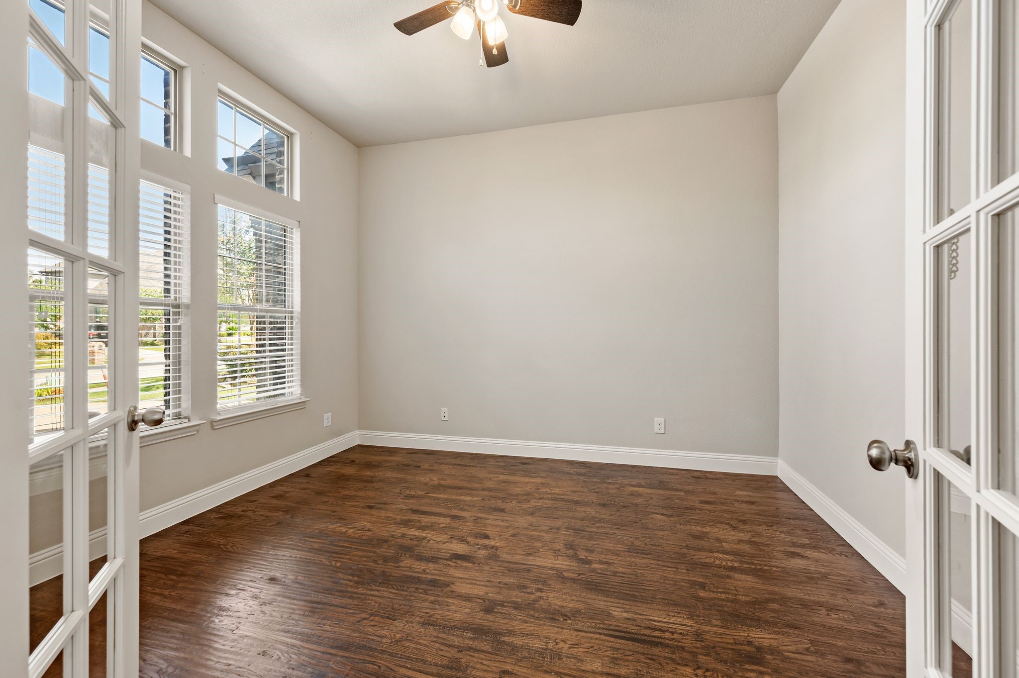 3318 Ridgecross Drive