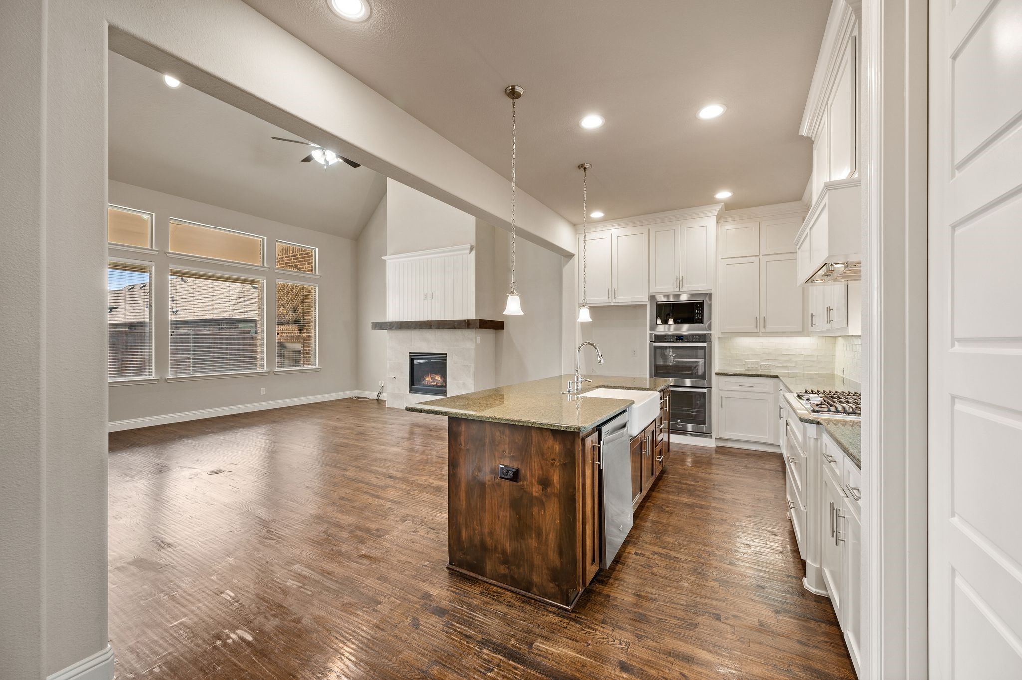 3318 Ridgecross Drive