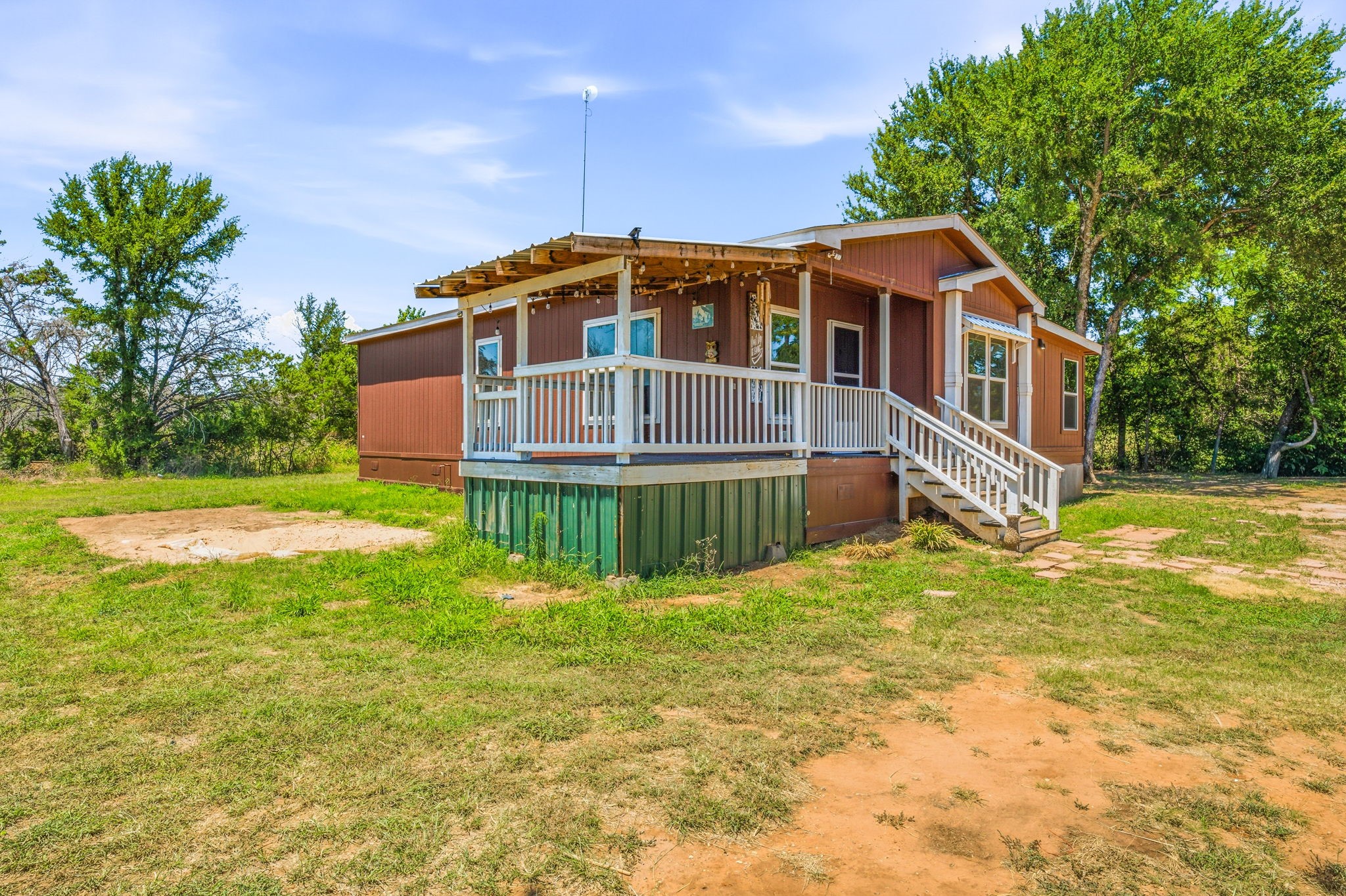 570 Armadillo Court