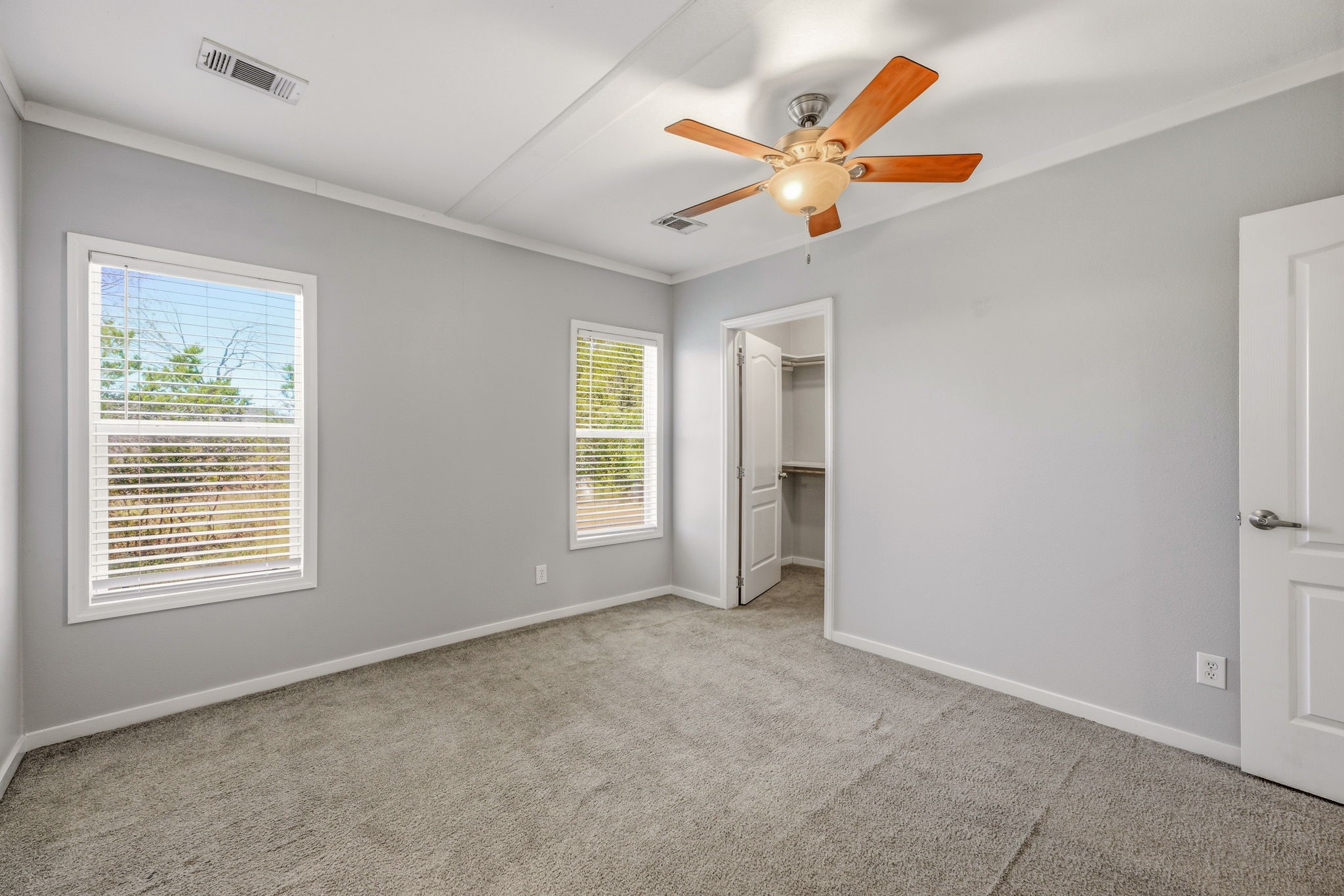 570 Armadillo Court