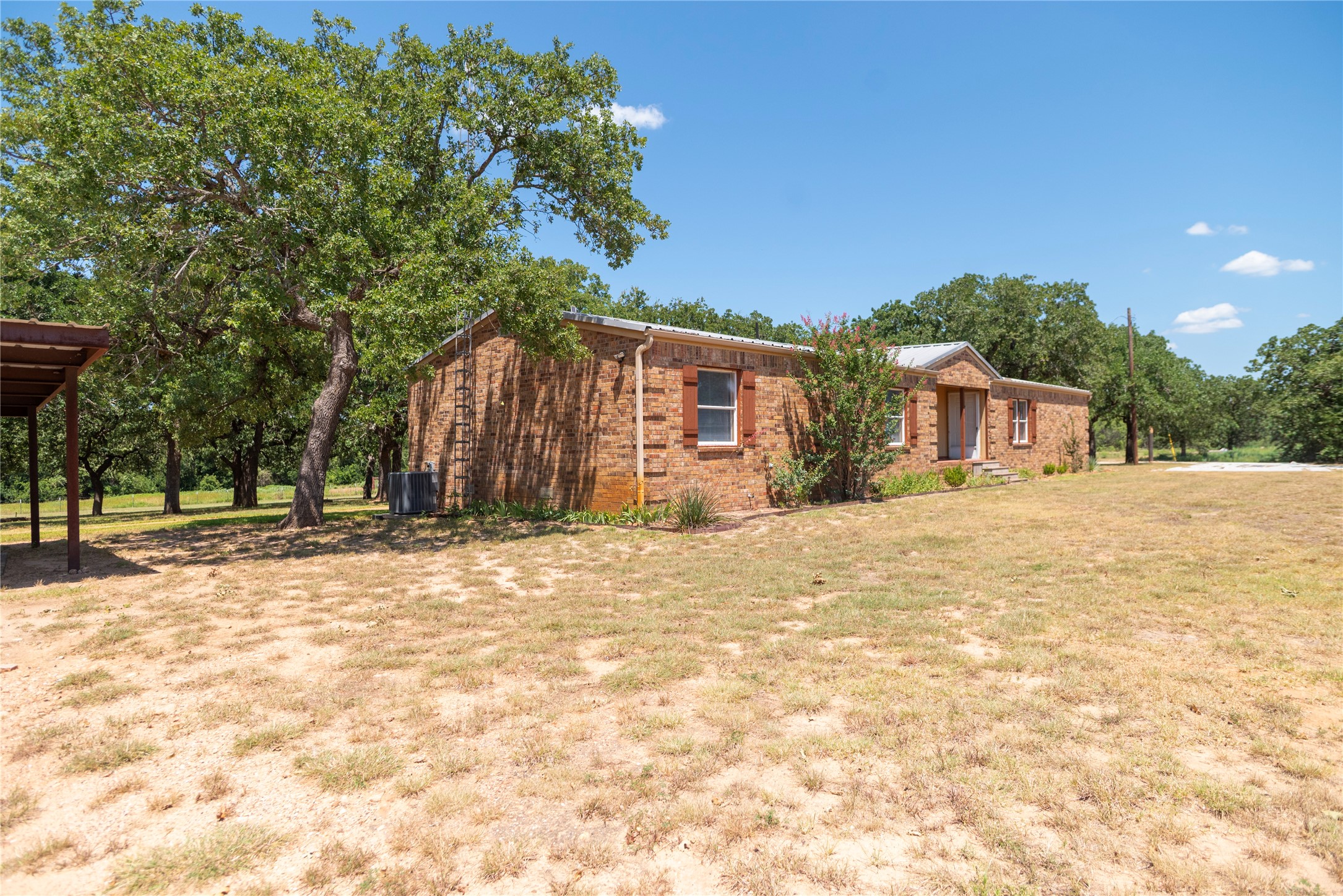 406 Private Road 3706