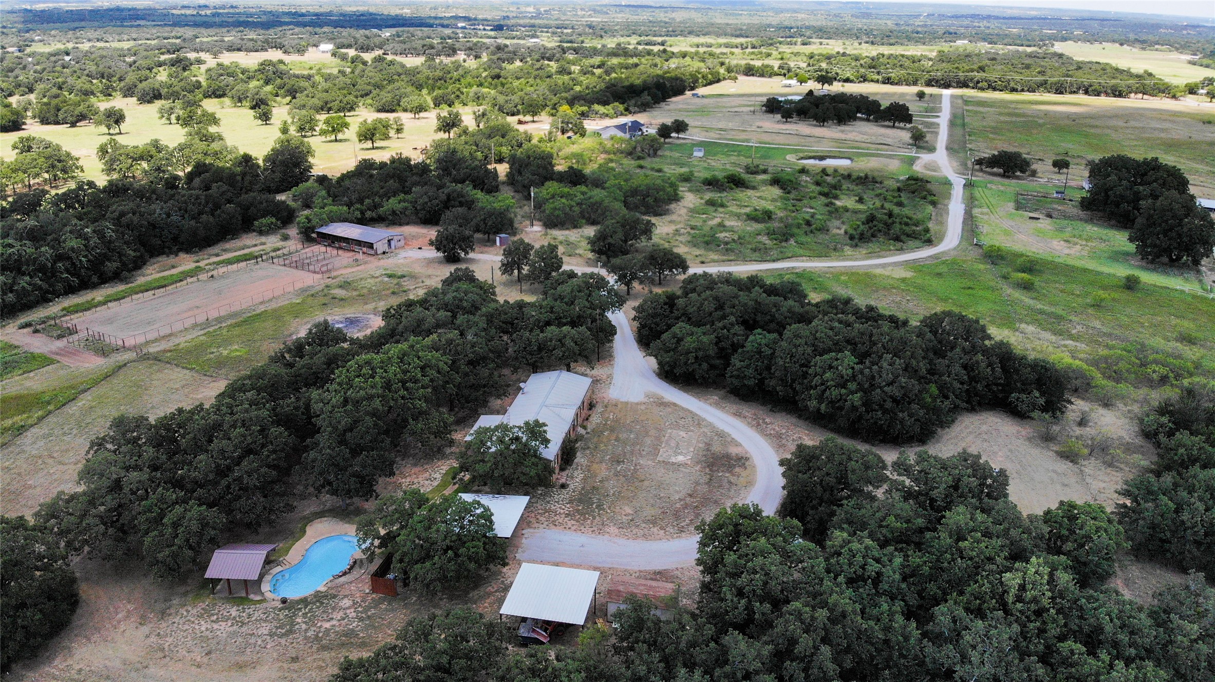 406 Private Road 3706