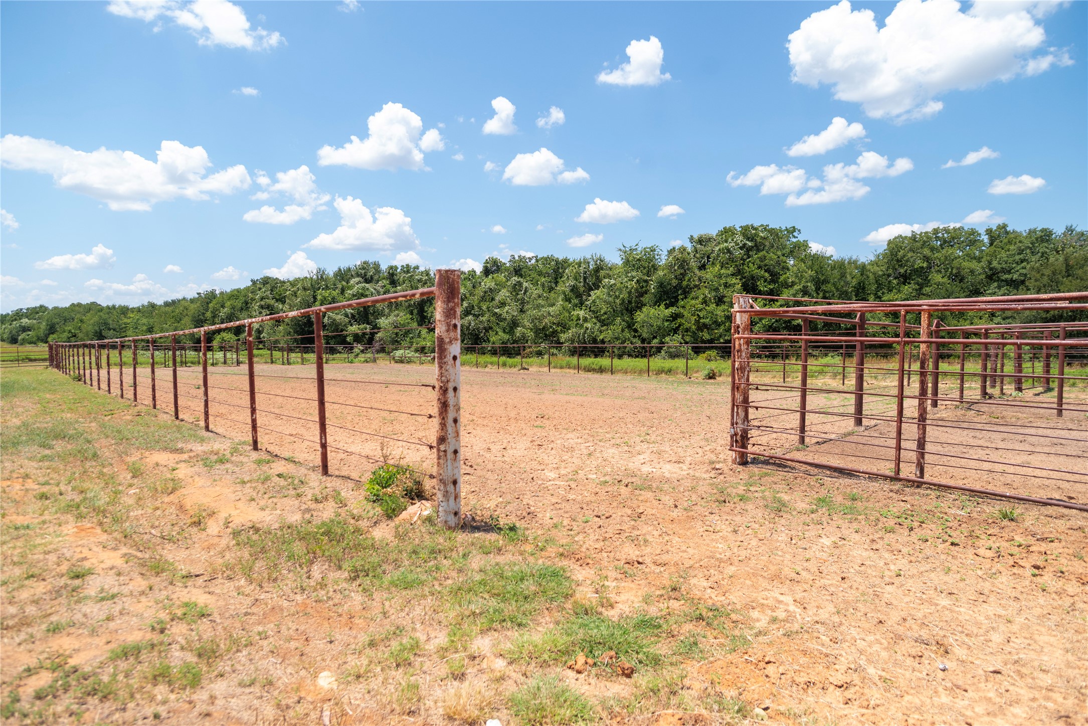 406 Private Road 3706