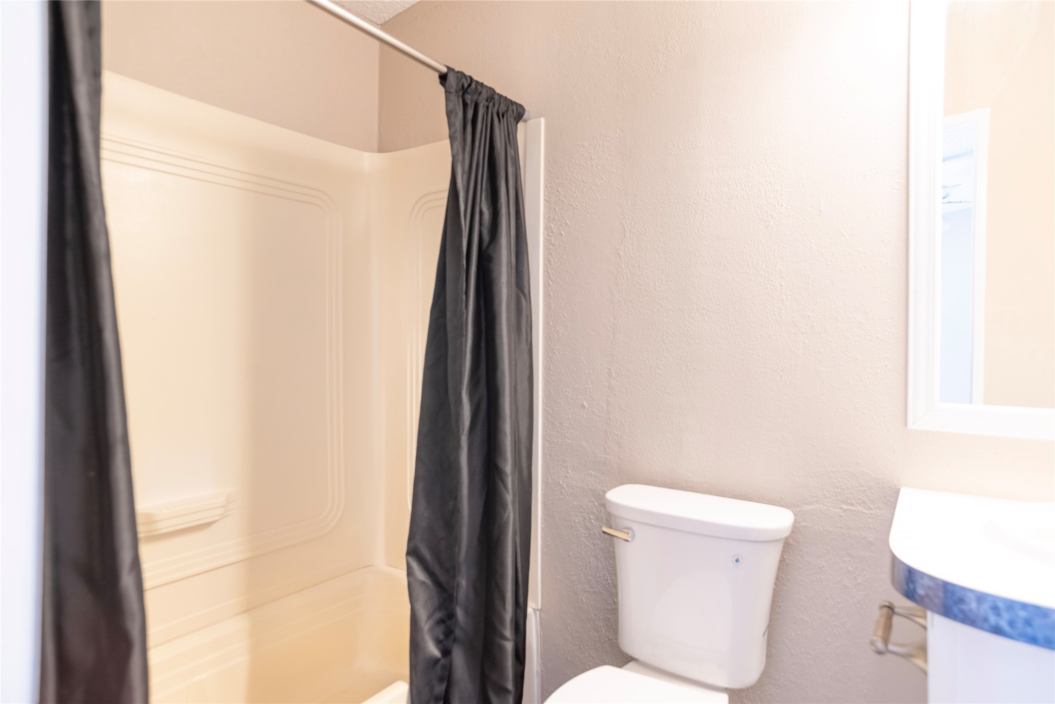 406 Private Road 3706