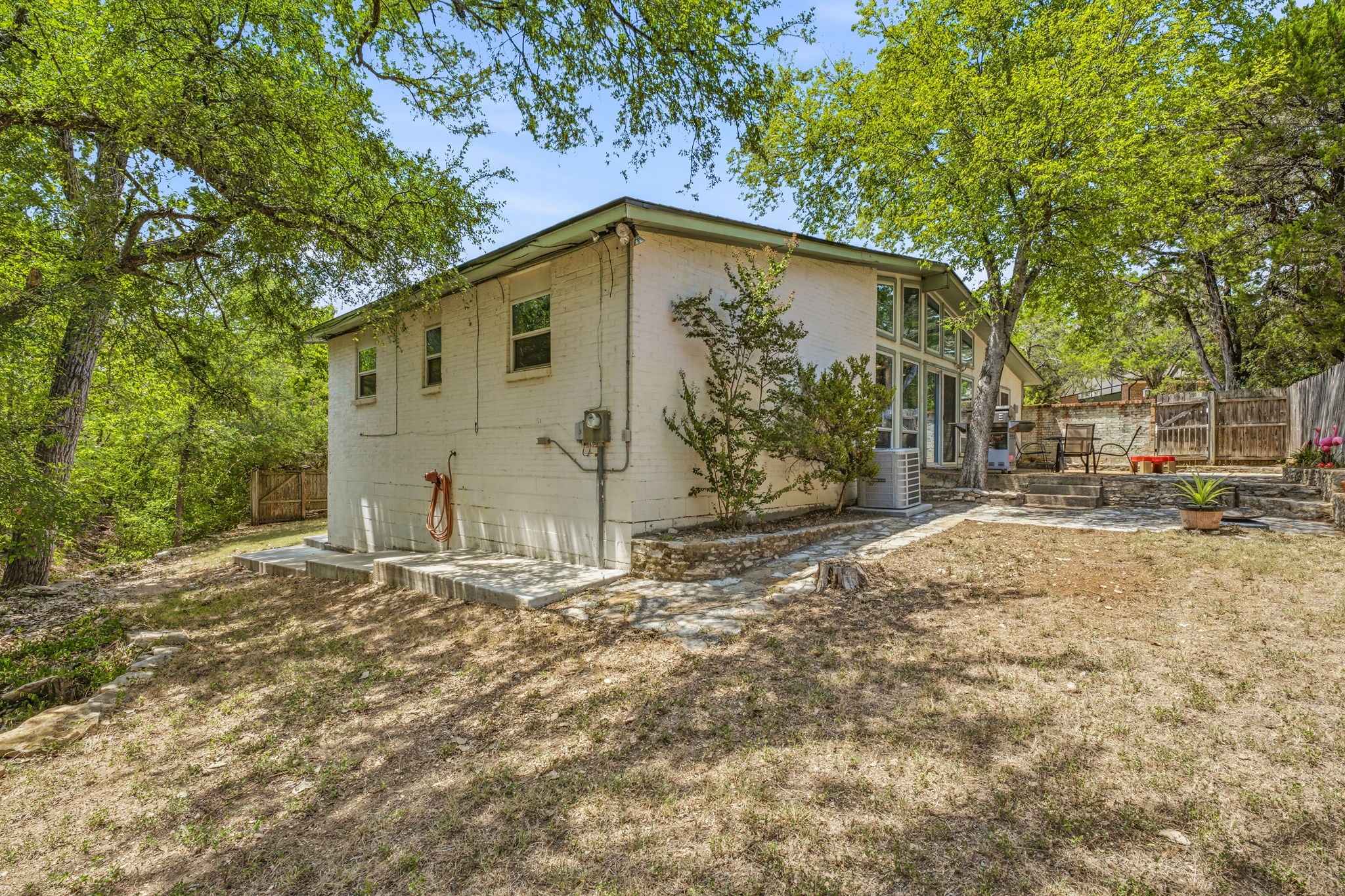 1005 Spanish Trail Drive