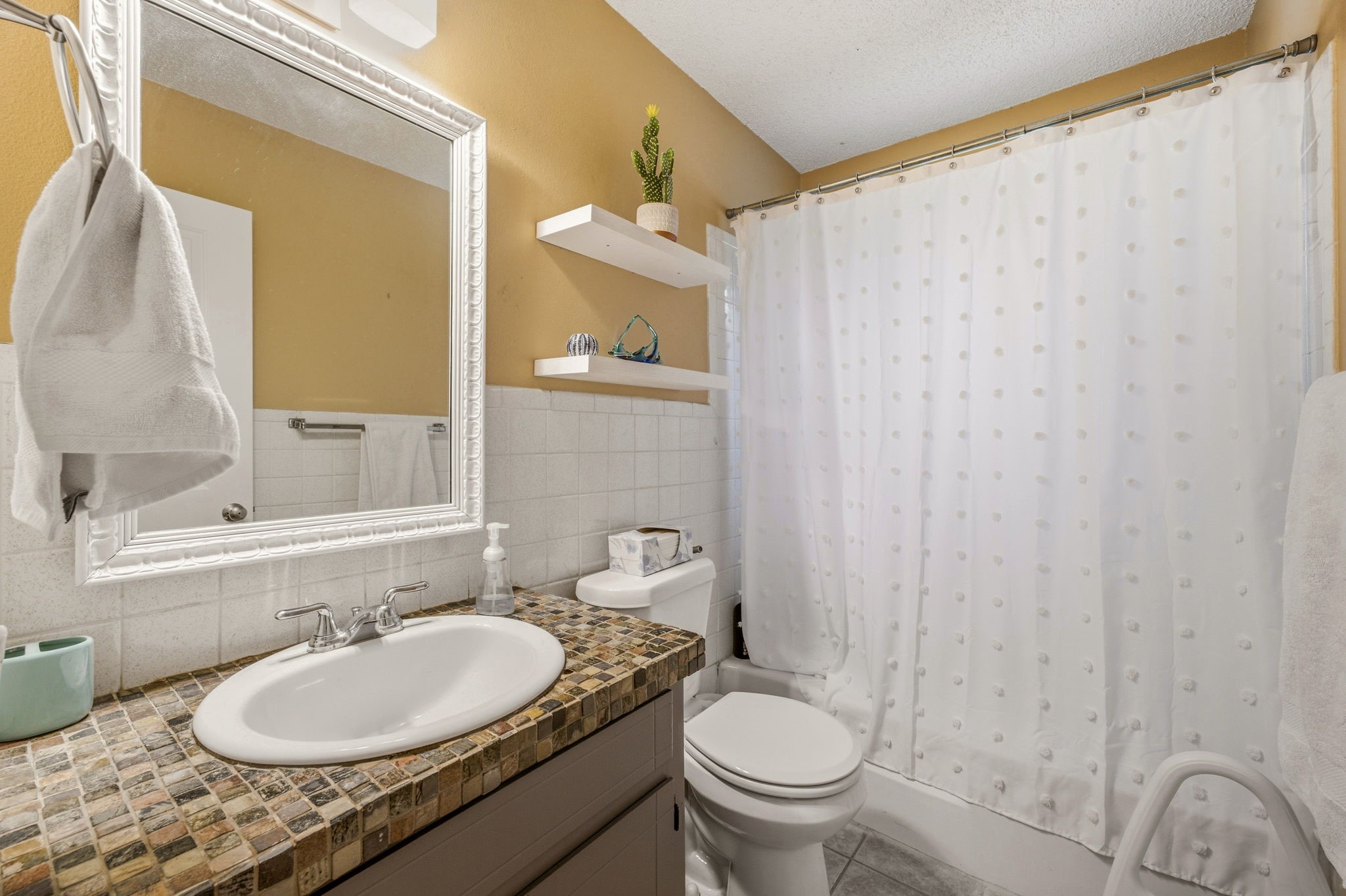 1005 Spanish Trail Drive