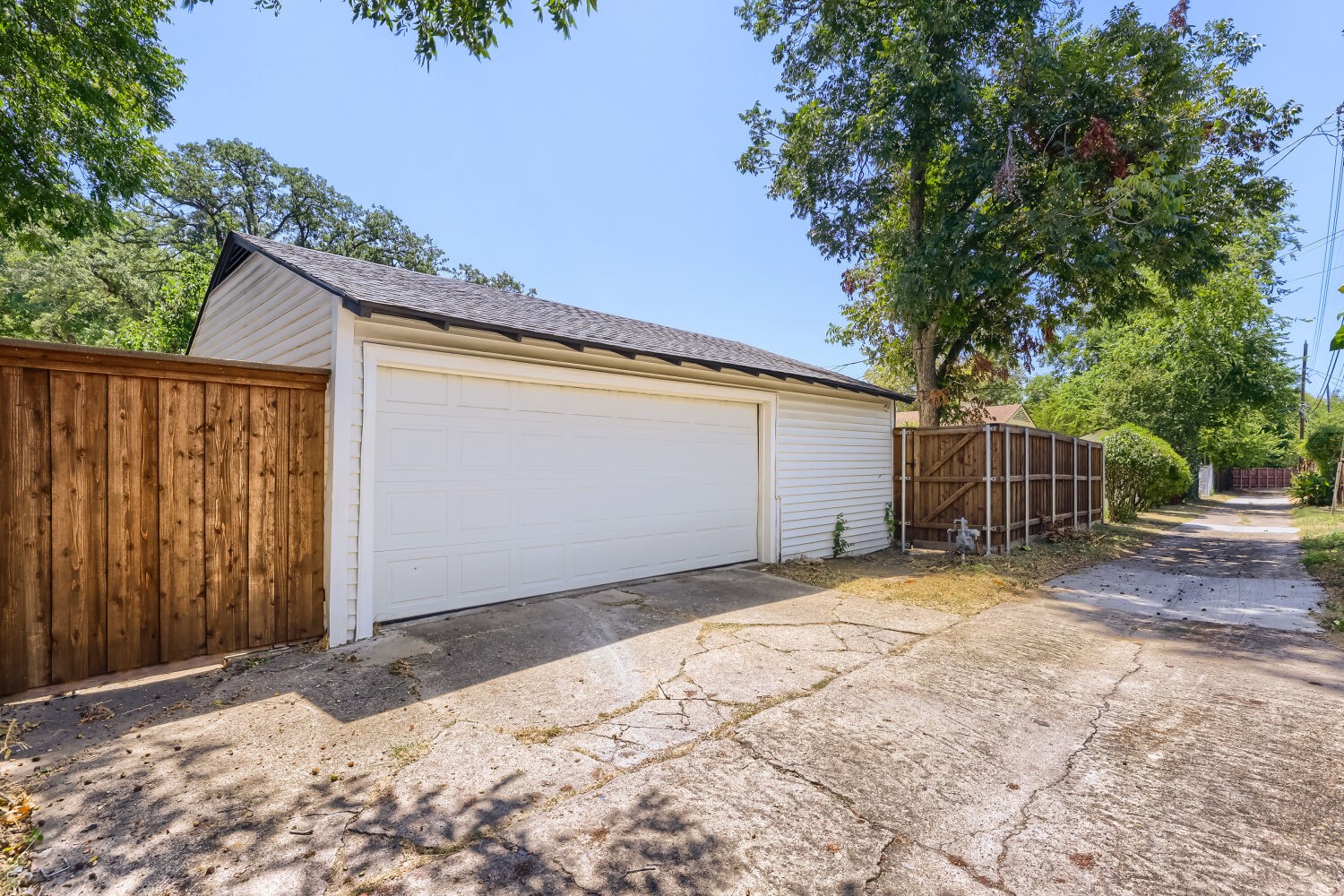 10129 Lingo Lane