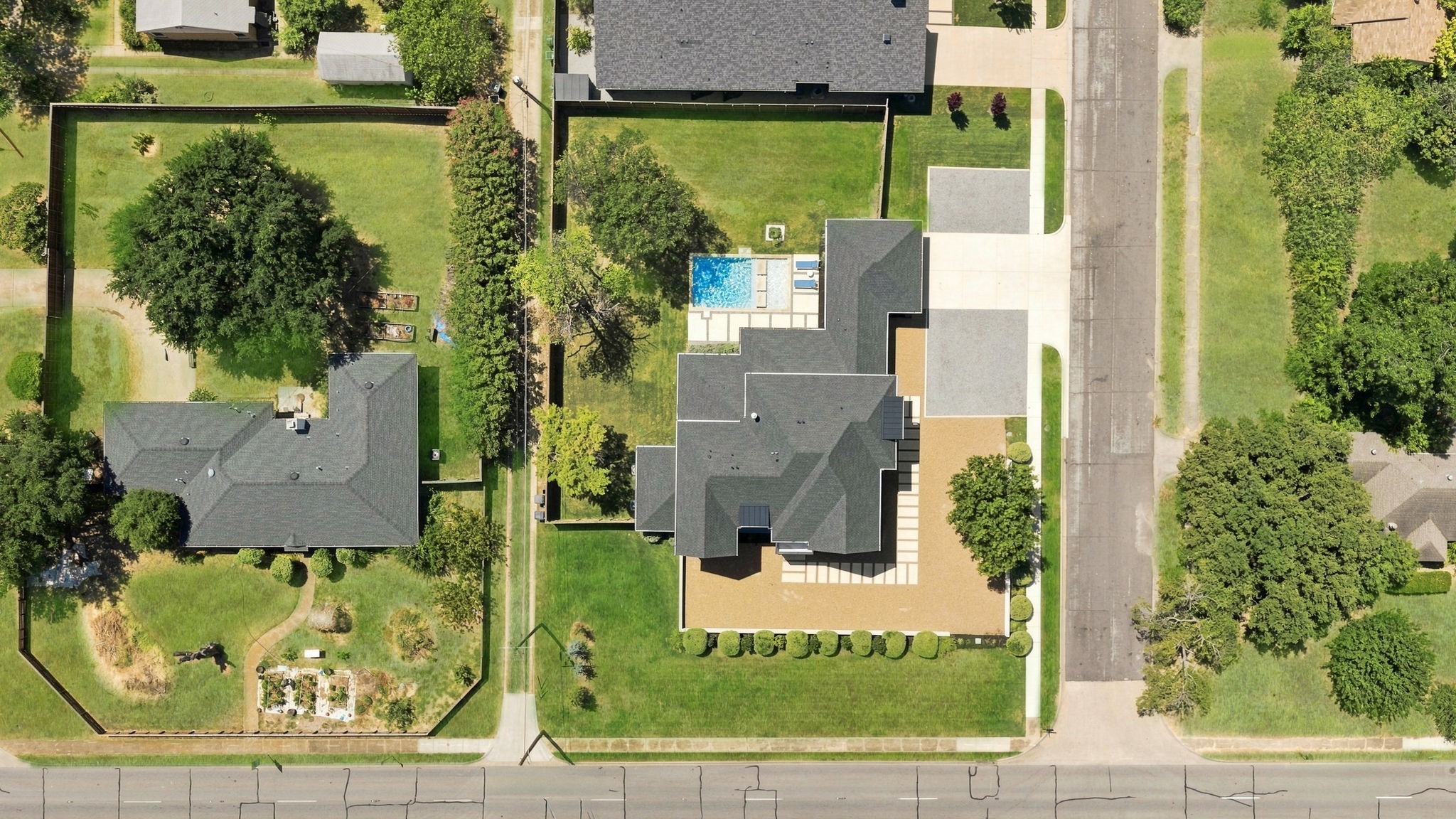 3860 Walnut Hill Lane