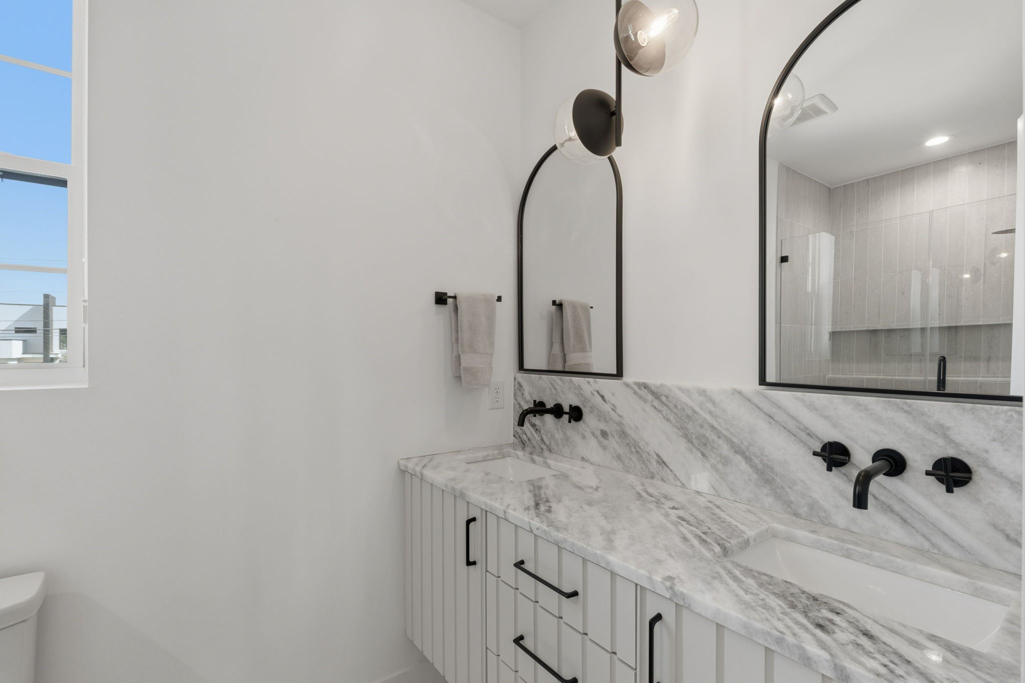3860 Walnut Hill Lane