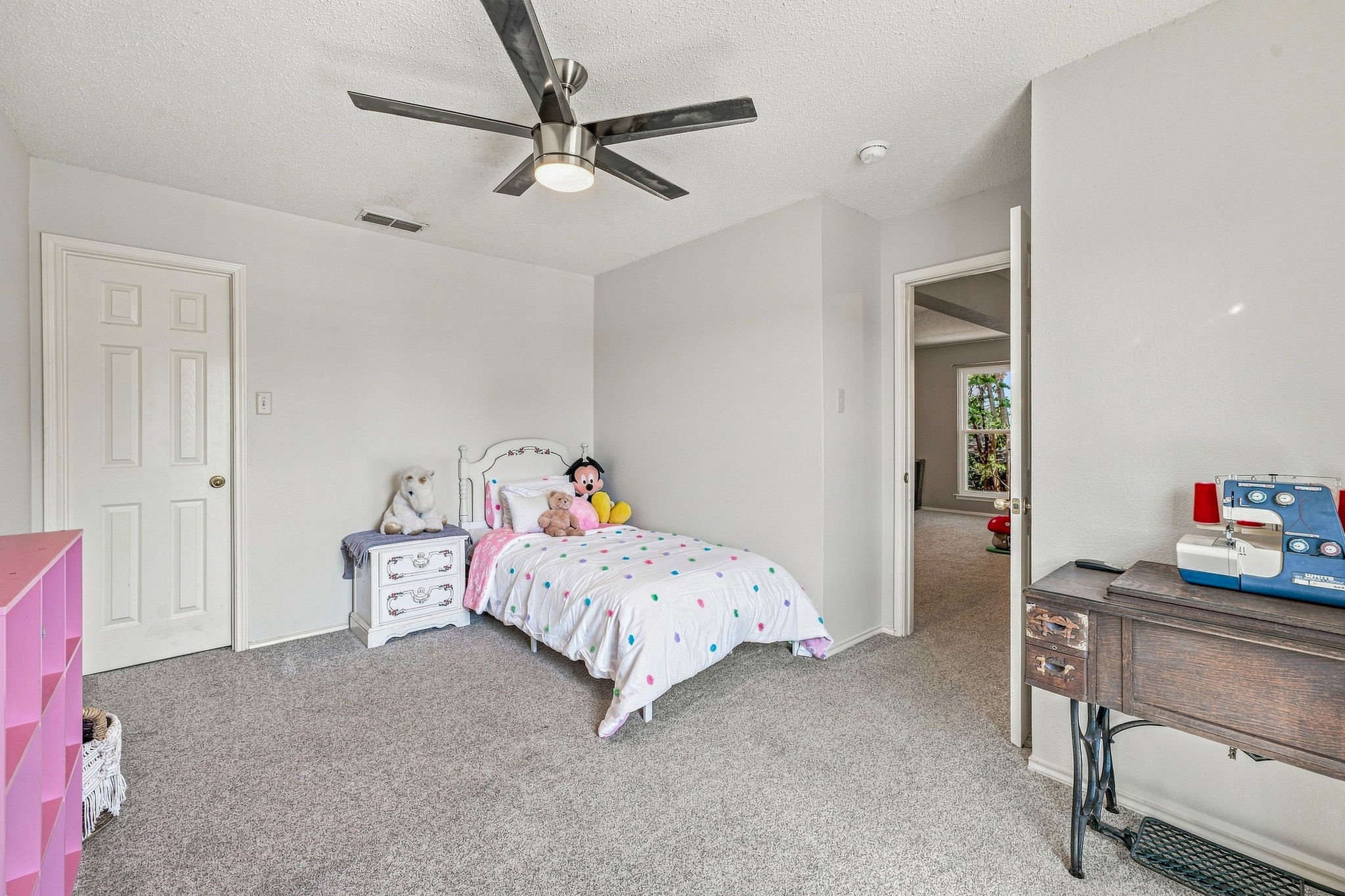 6913 Chaco Trail