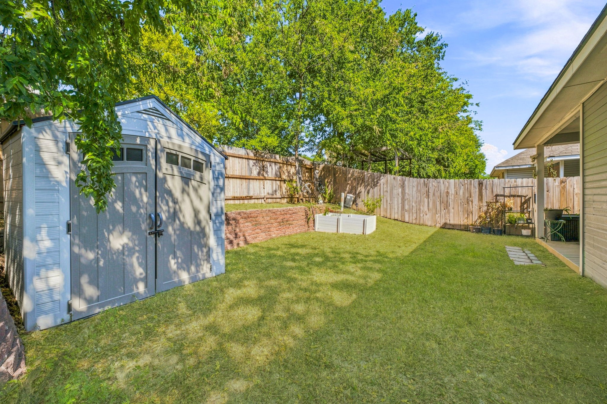 6913 Chaco Trail