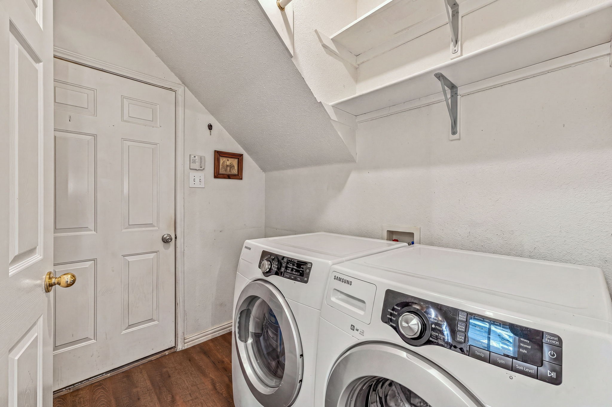 6913 Chaco Trail