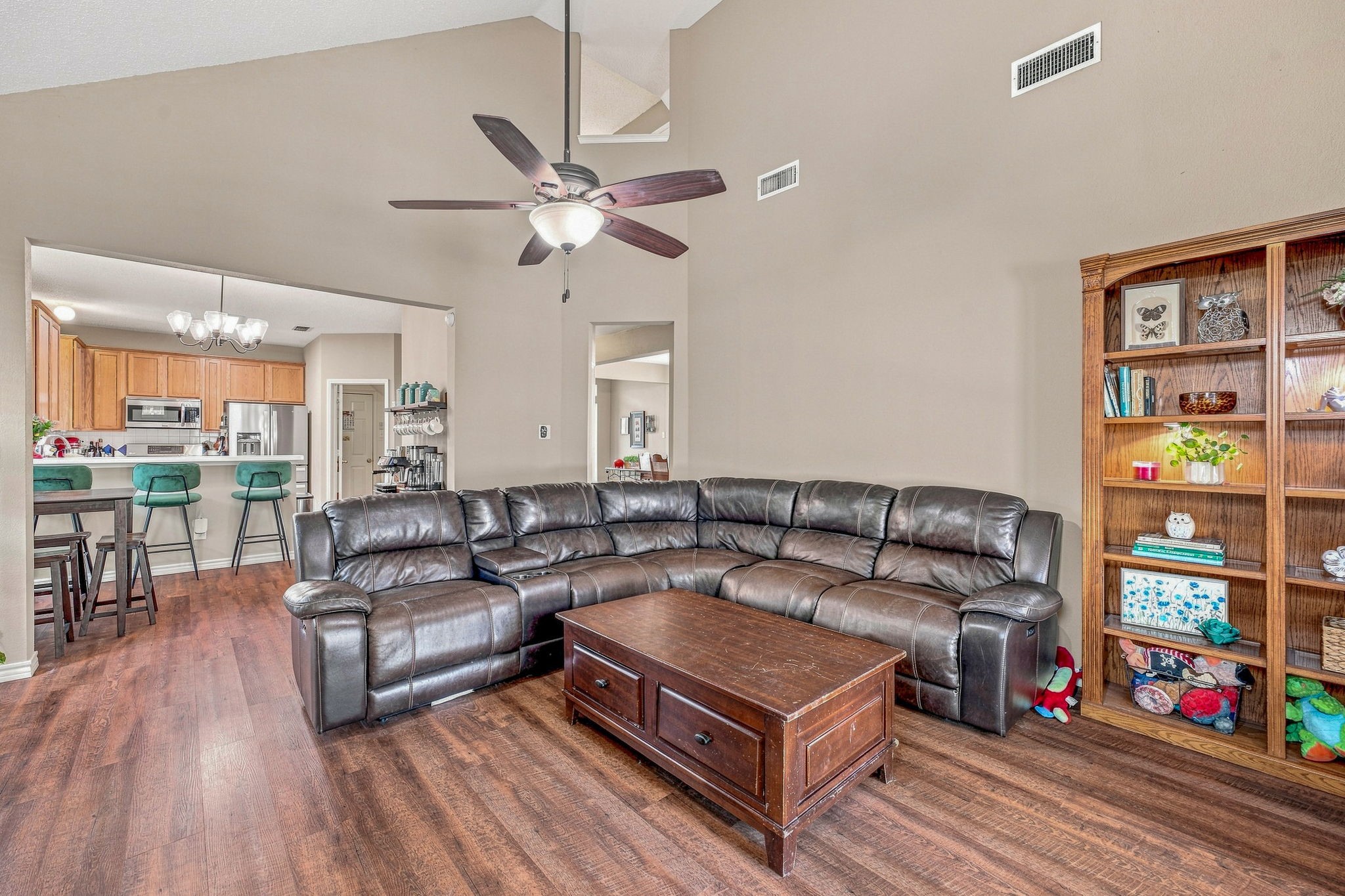6913 Chaco Trail