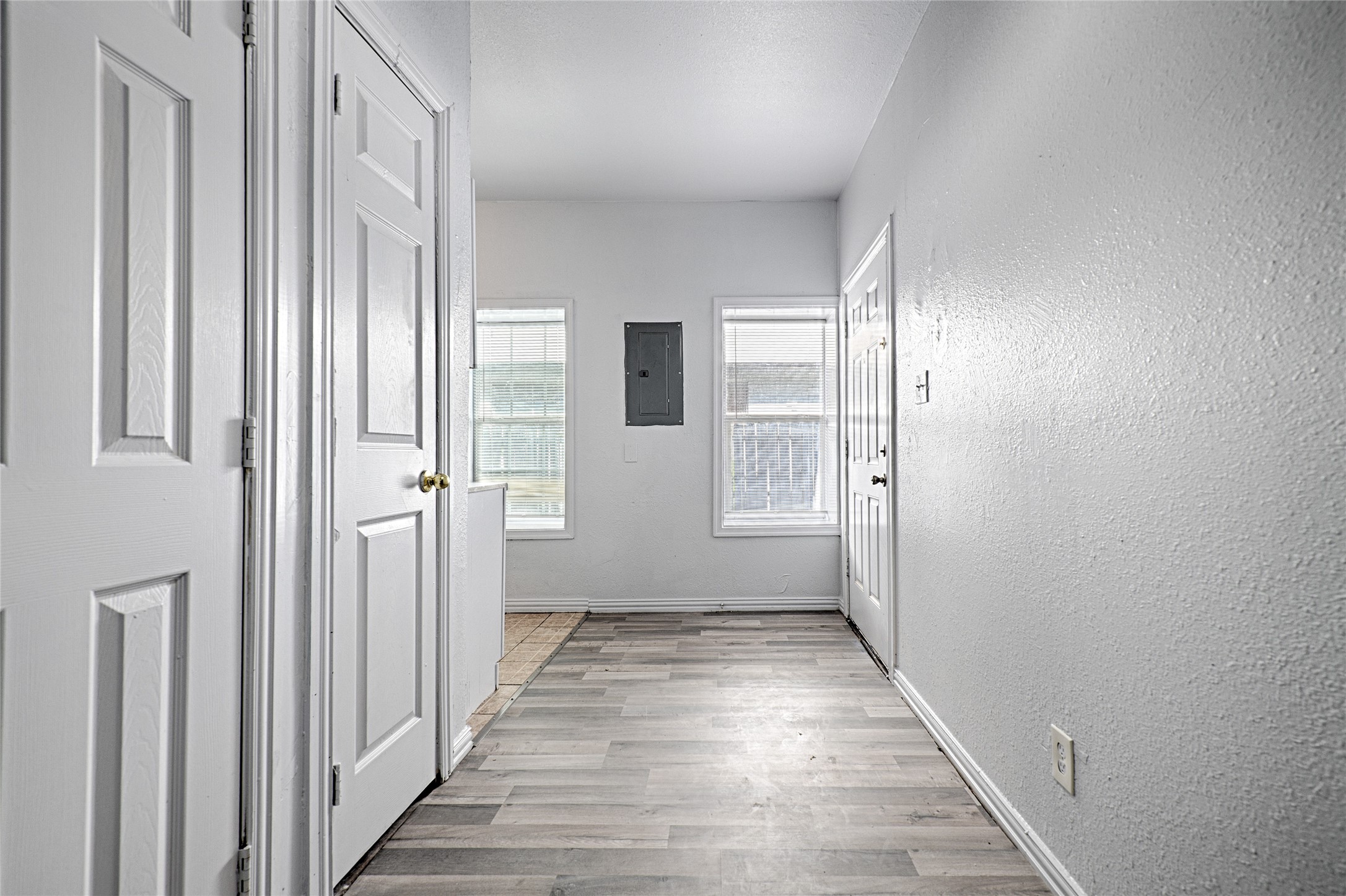 3020 South Boulevard 6
