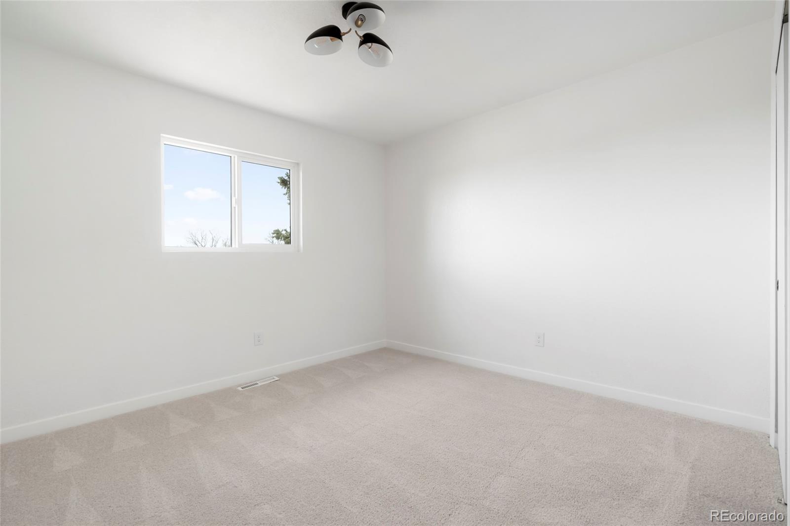 3150 19th Avenue Court