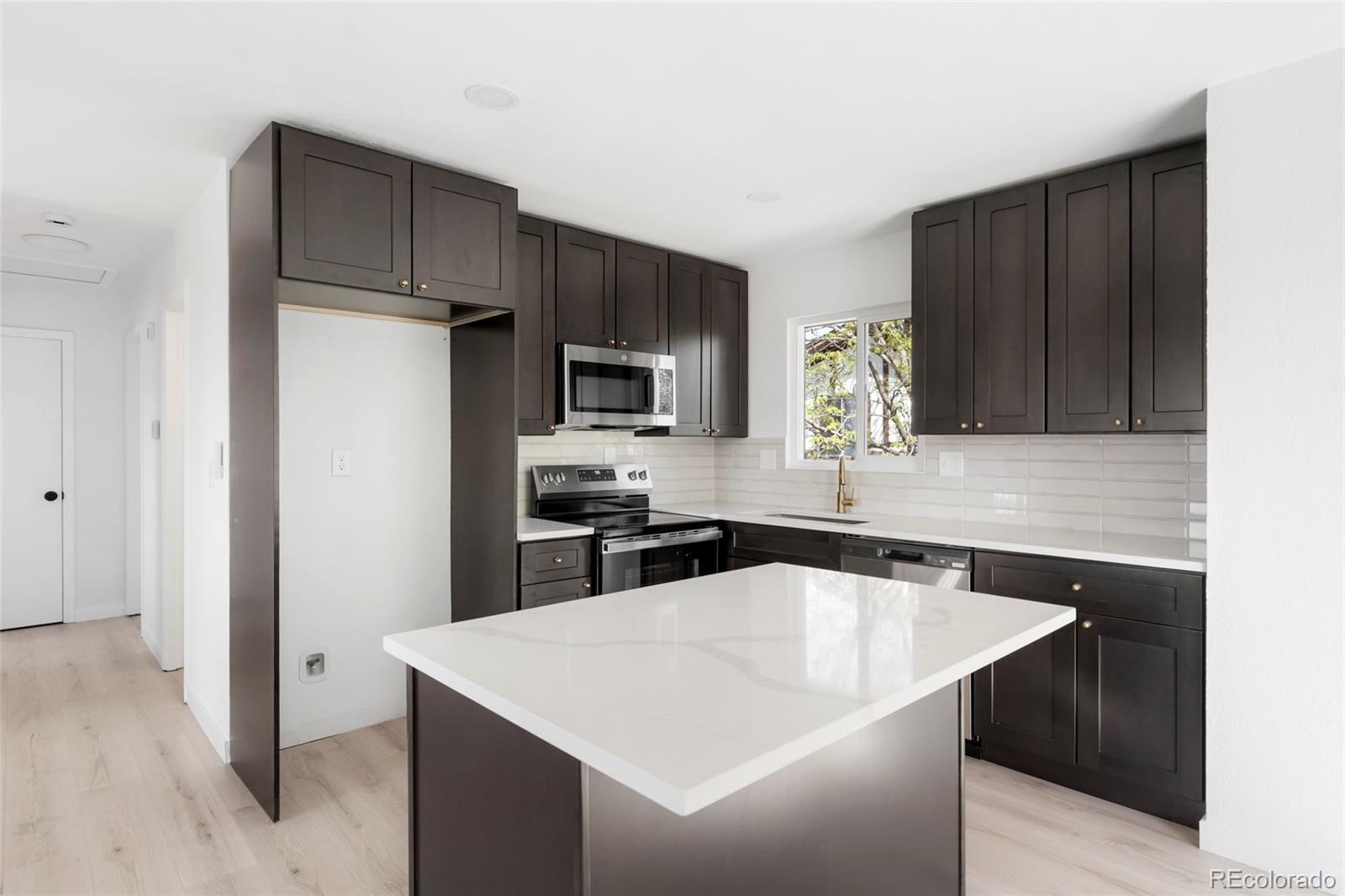 3150 19th Avenue Court