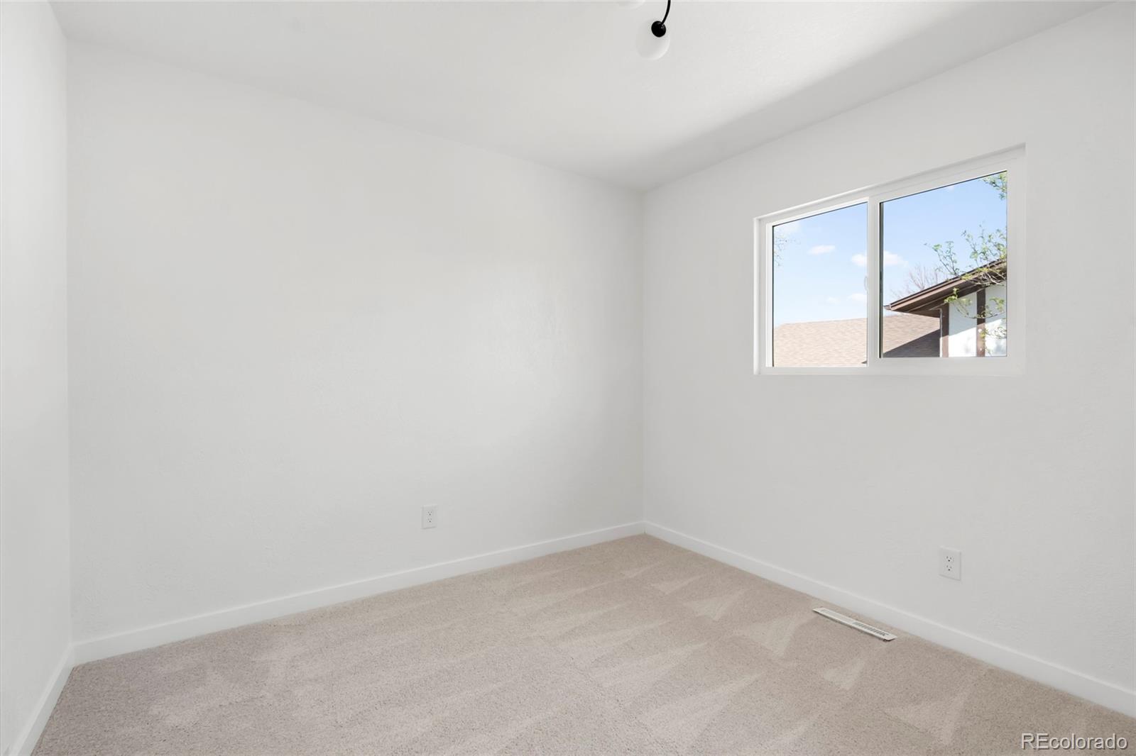 3150 19th Avenue Court