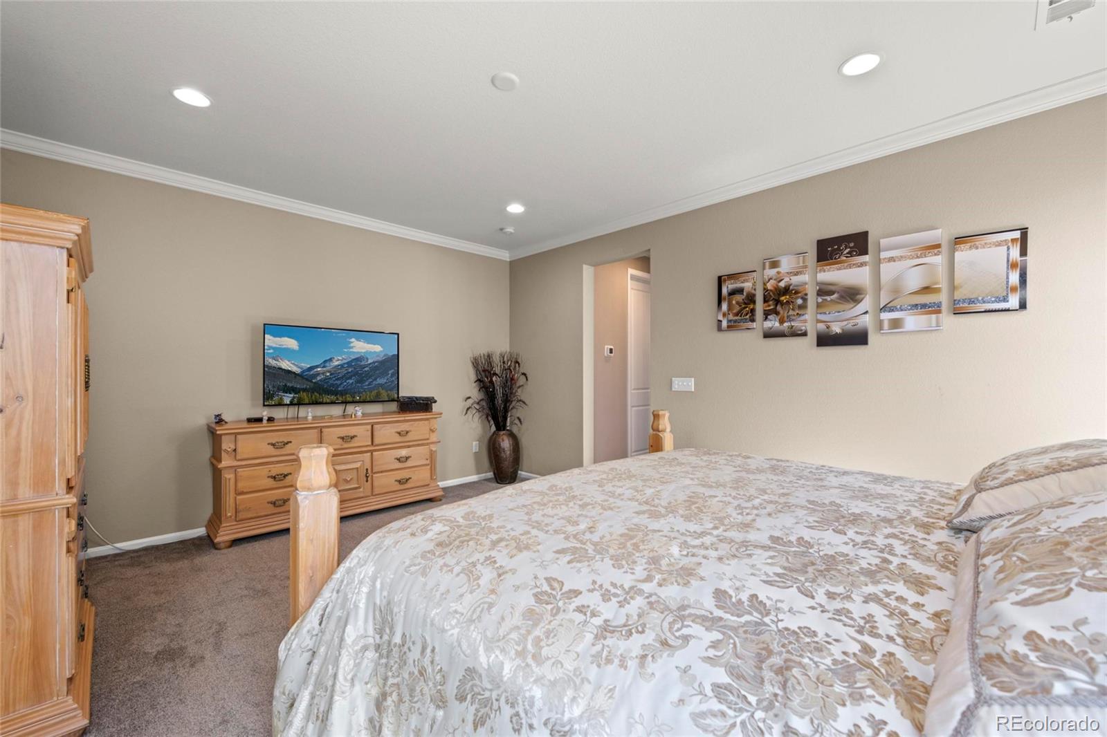 9184 Rio Lado Street